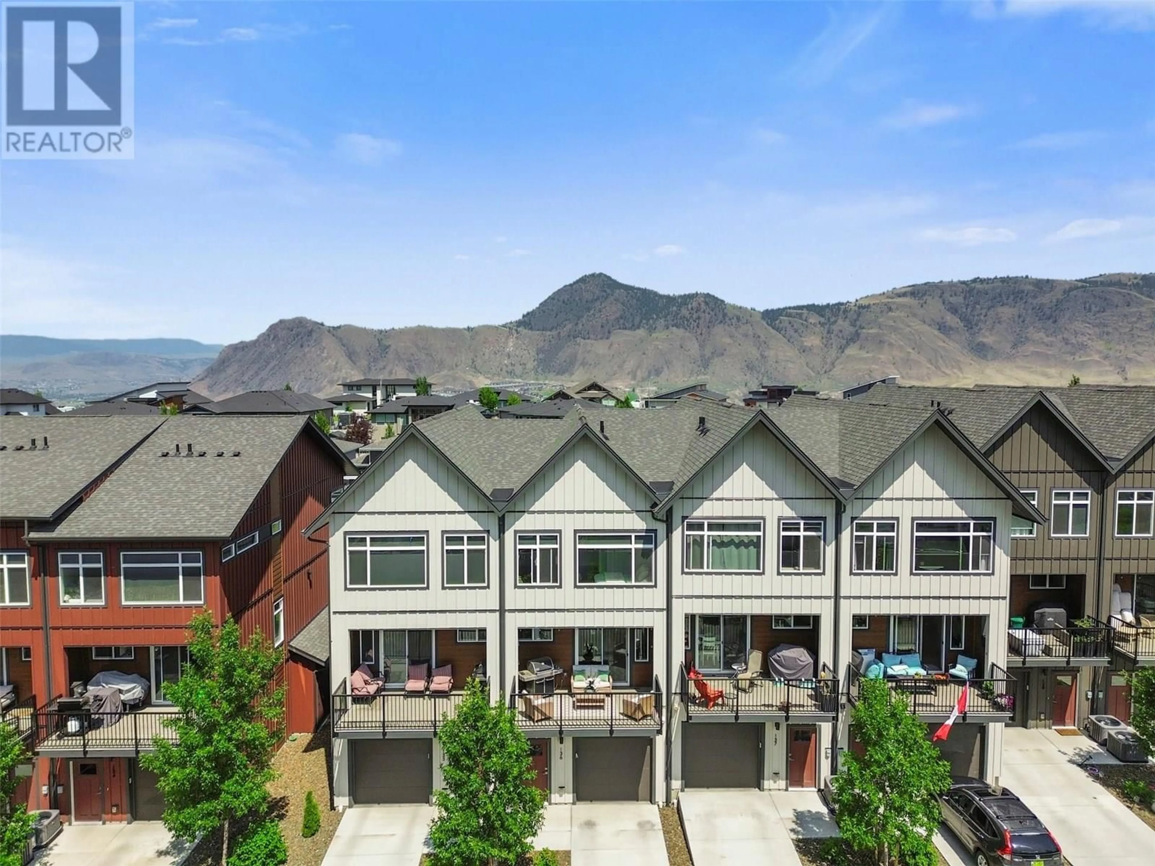 A pic from outside/outdoor area/front of a property/back of a property/a pic from drone, mountain view for 136 - 1901 QU'APPELLE BOULEVARD, Kamloops British Columbia