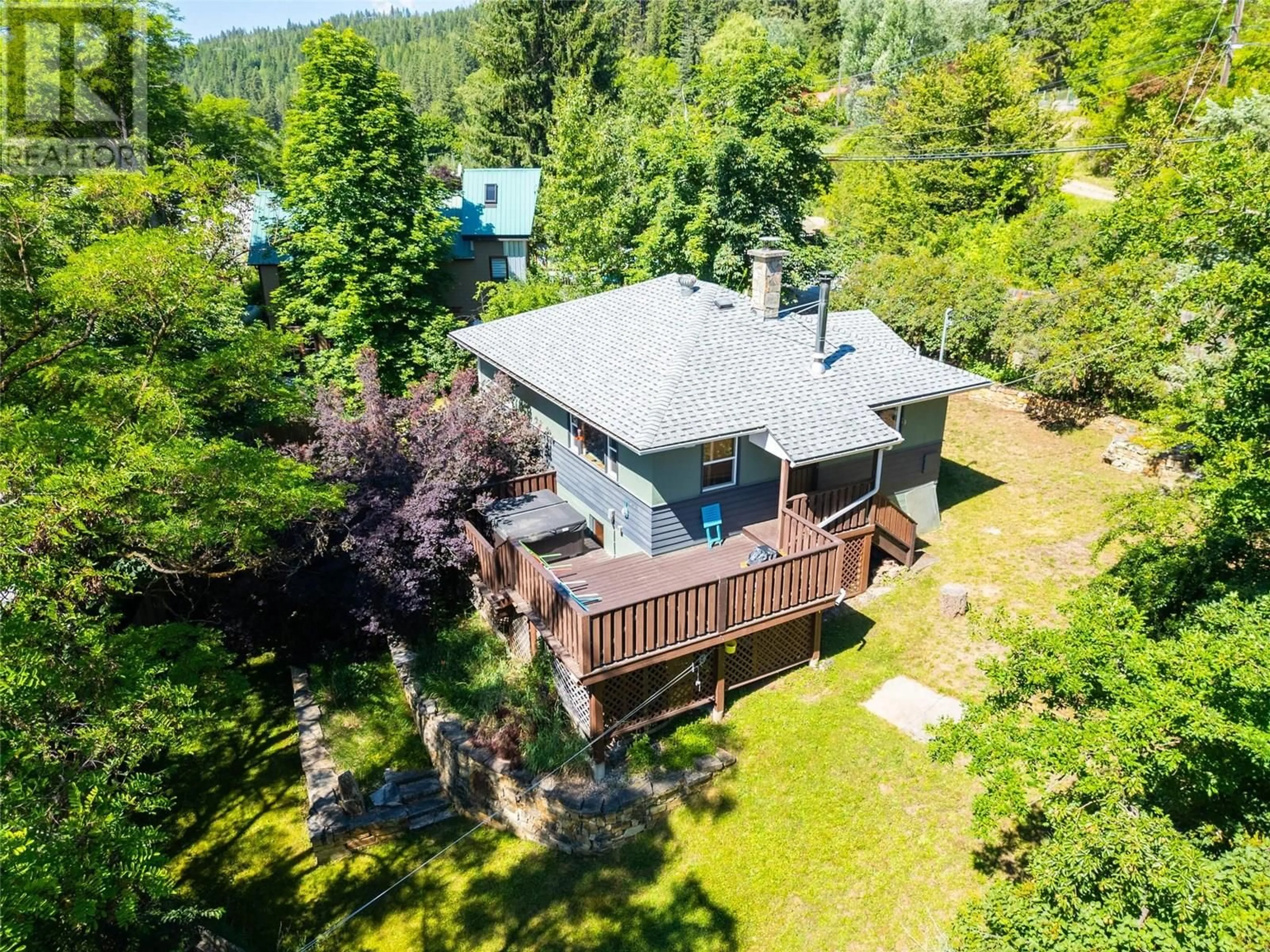 A pic from outside/outdoor area/front of a property/back of a property/a pic from drone, unknown for 3250 SOUTH SLOCAN VILLAGE ROAD, South Slocan British Columbia V0G2G1