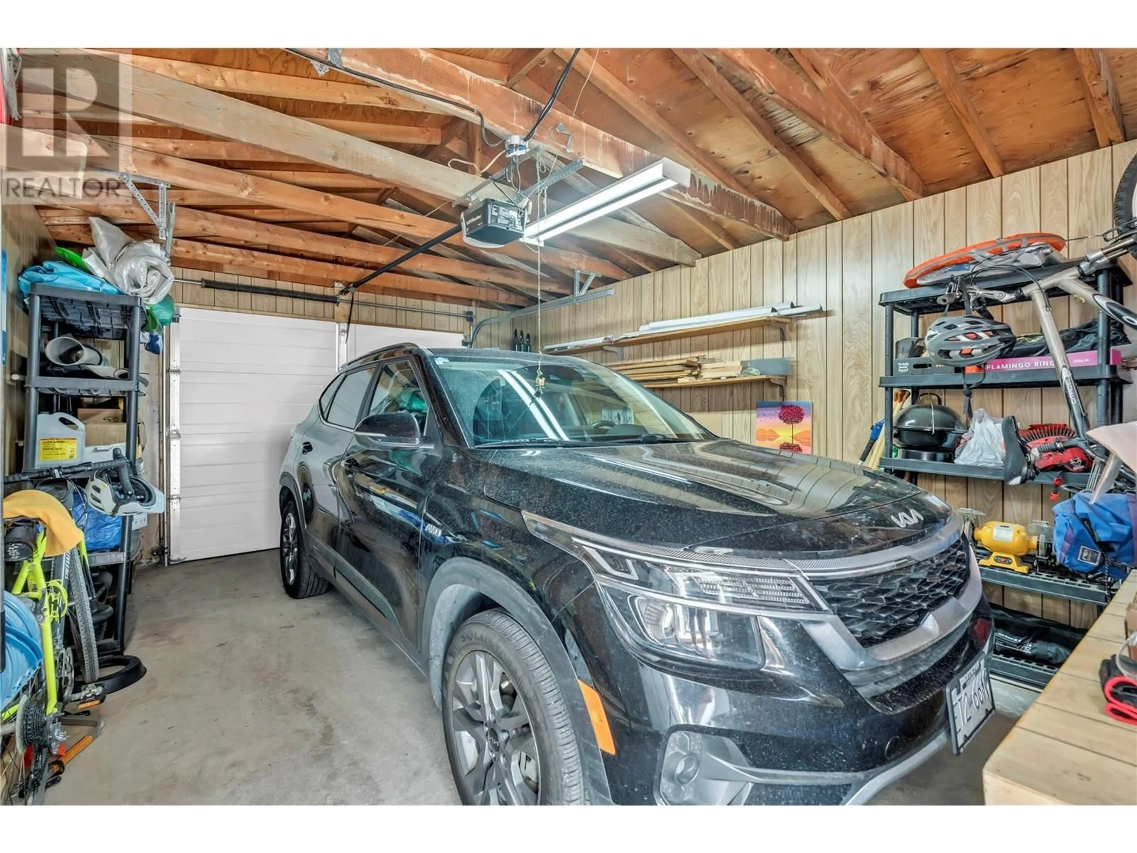 Indoor garage for 550 GAHAN AVENUE, Penticton British Columbia V2A2C7