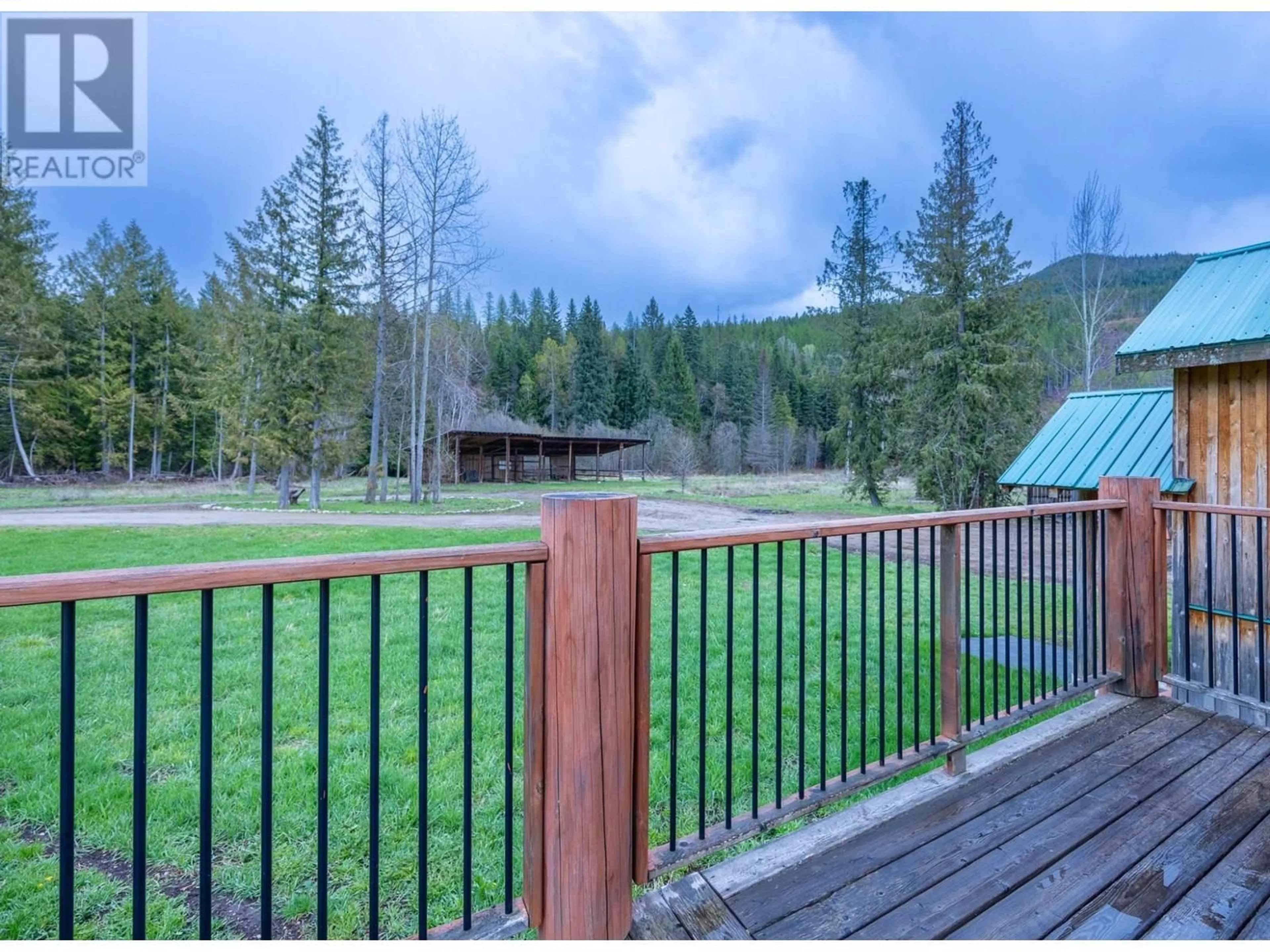 A pic from outside/outdoor area/front of a property/back of a property/a pic from drone, forest/trees view for 1097 LAKEVIEW ARROW CREEK ROAD, Creston British Columbia V0B1G1