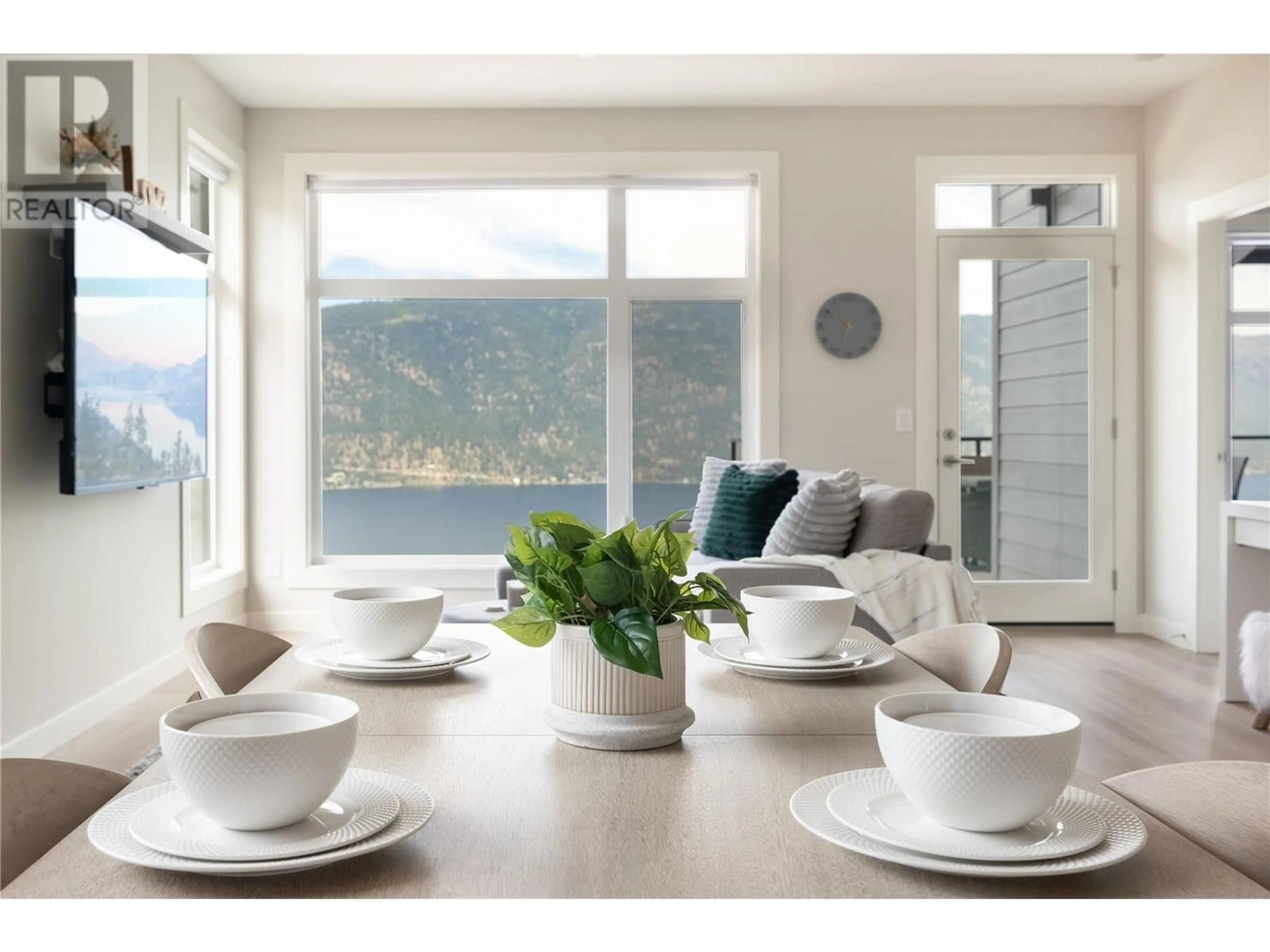 Dining room, unknown for 3332 ASPEN LANE, Kelowna British Columbia V1V0C6