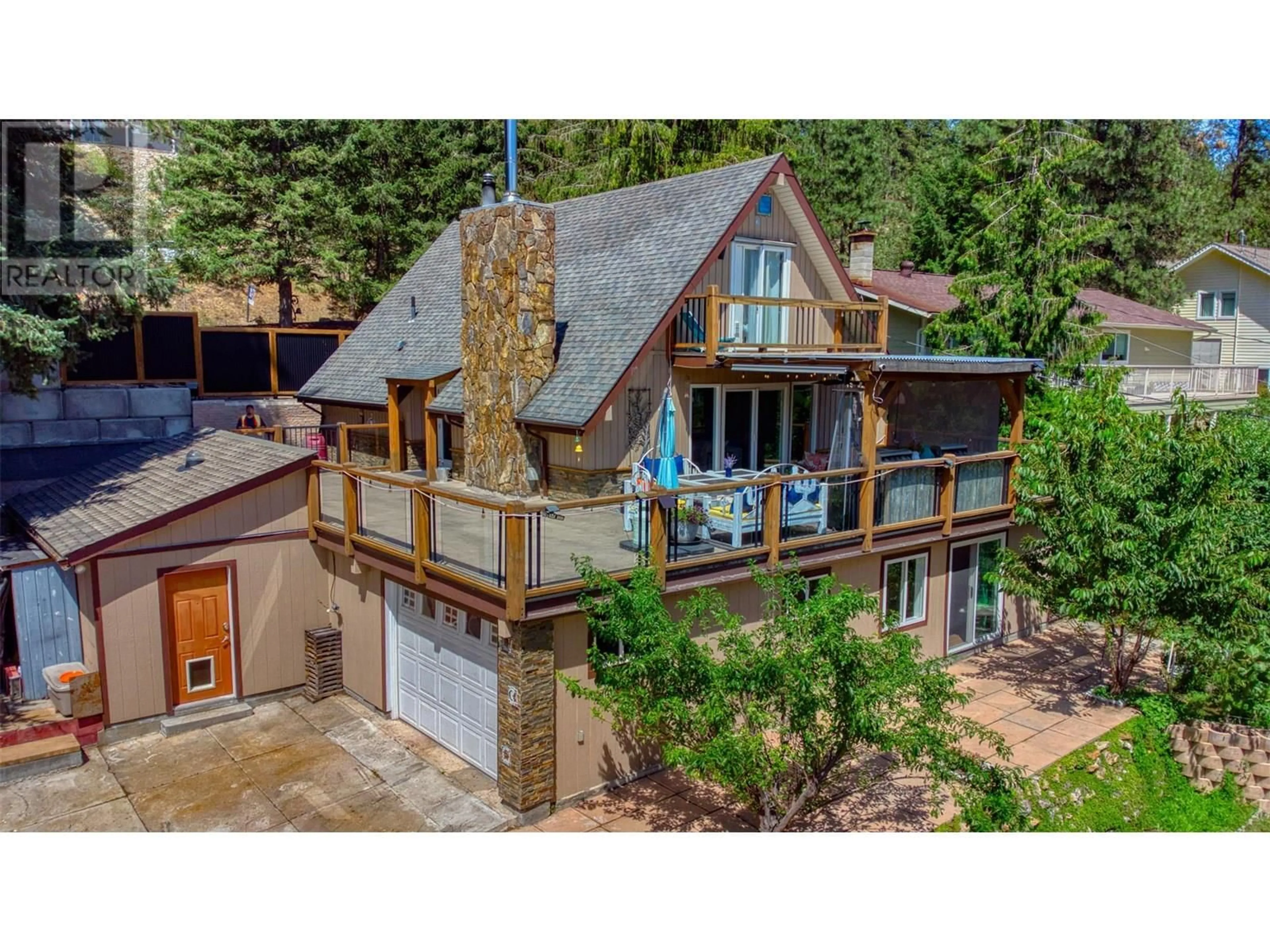 A pic from outside/outdoor area/front of a property/back of a property/a pic from drone, water/lake/river/ocean view for 10775 PINECREST ROAD, Vernon British Columbia V1H2C1