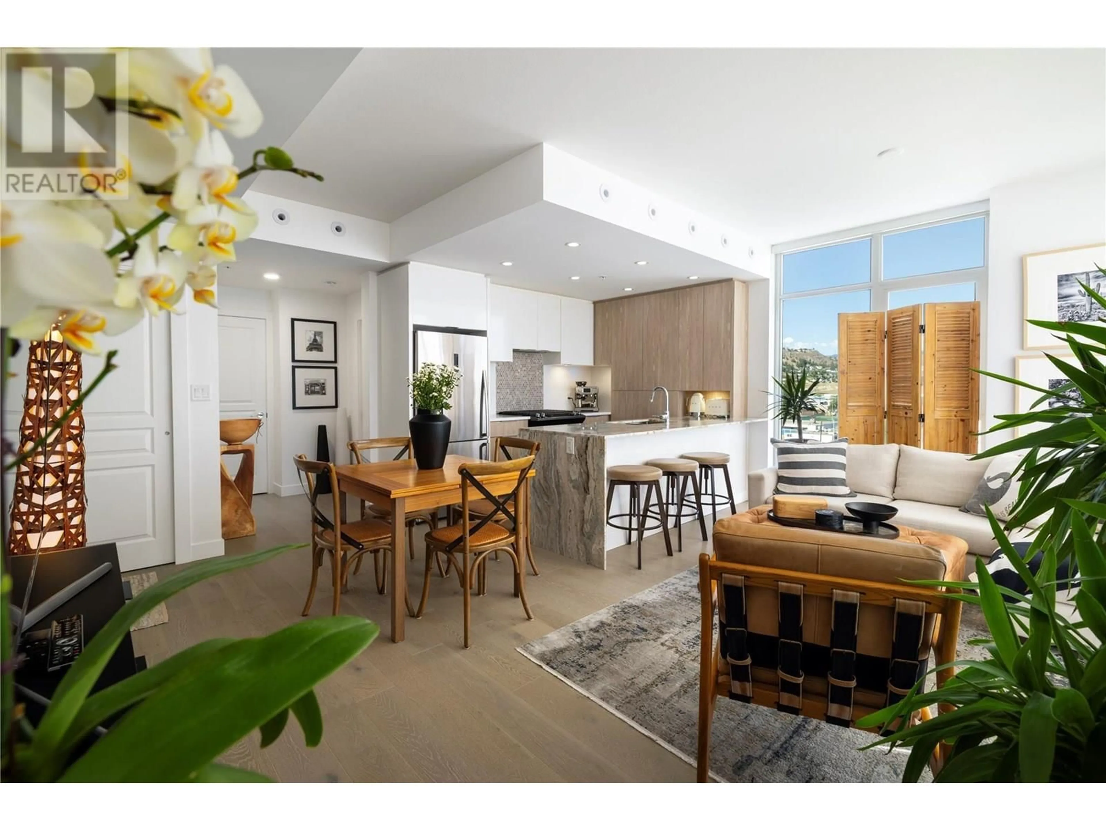 Open concept kitchen, unknown for 705 - 1151 SUNSET DRIVE, Kelowna British Columbia V1Y0G2