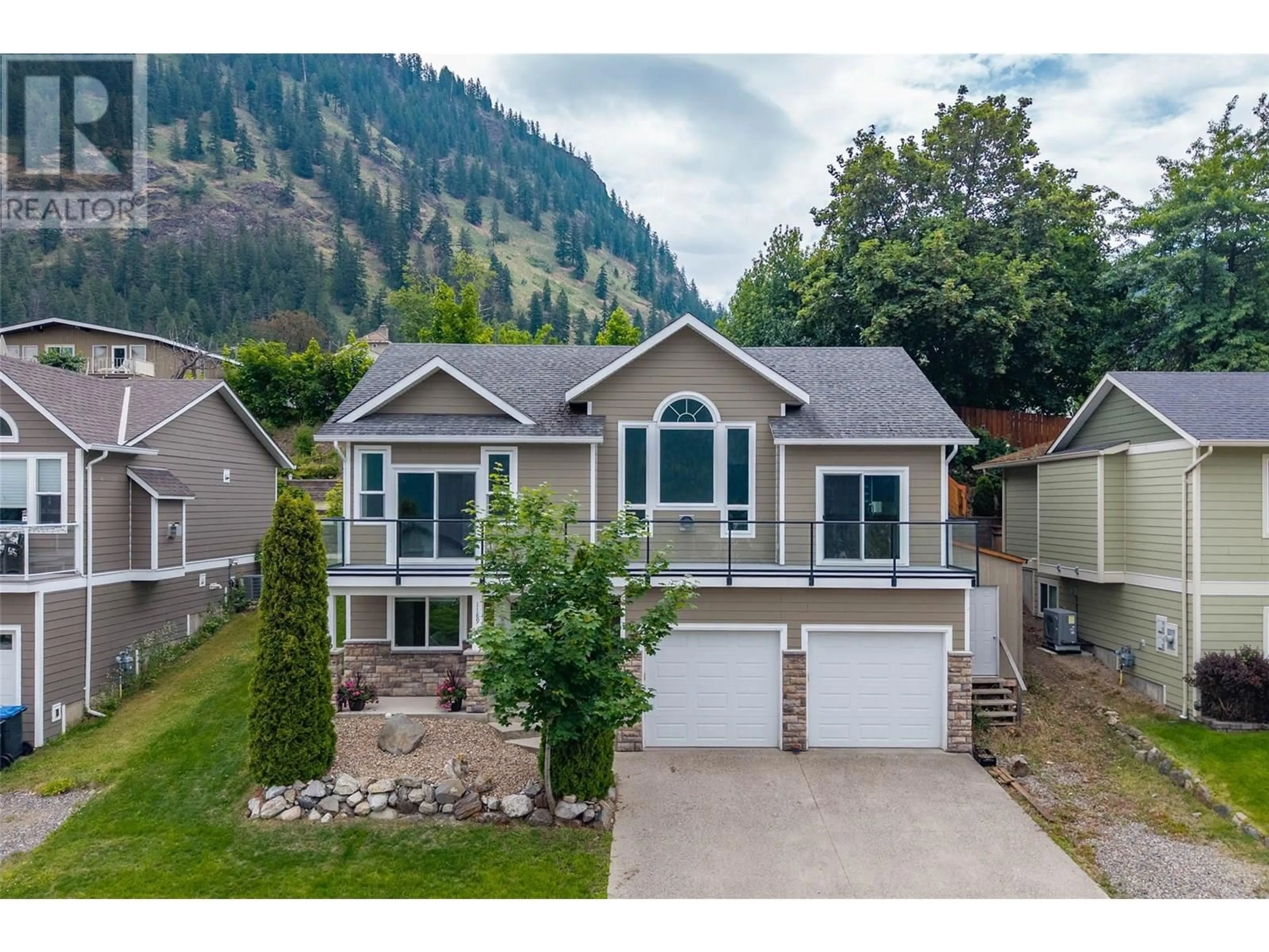 Home with vinyl exterior material, mountain view for 1189 MONTGOMERY PLACE, Chase British Columbia V0E1M0