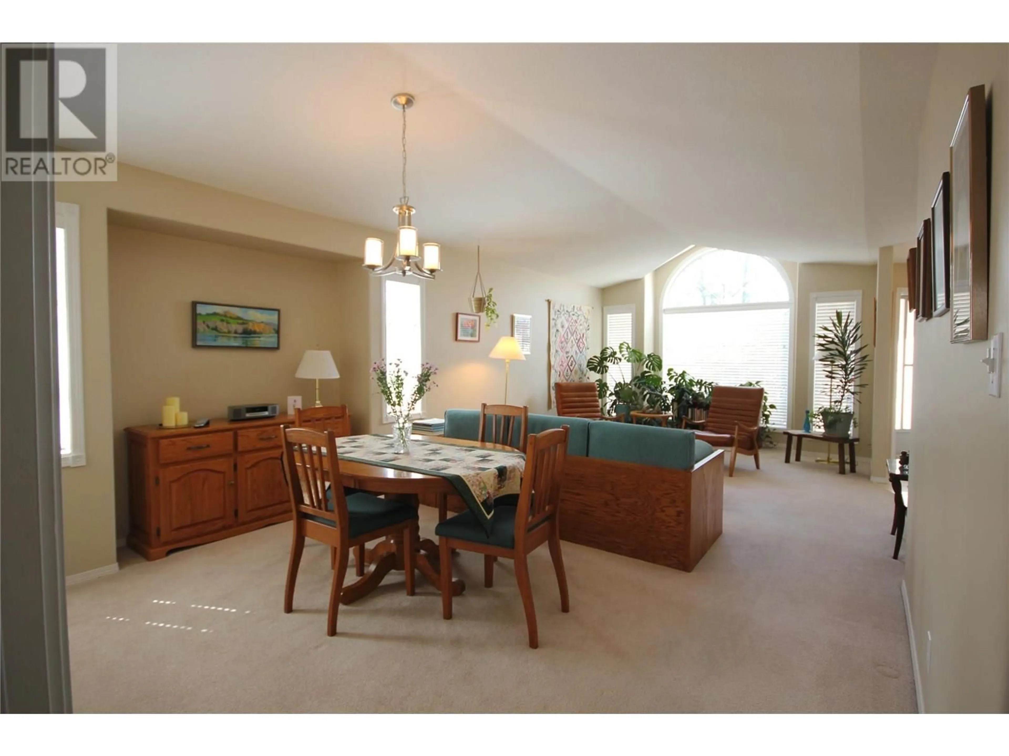 Dining room, unknown for 136 - 1634 CARMI AVENUE, Penticton British Columbia V2A8K5