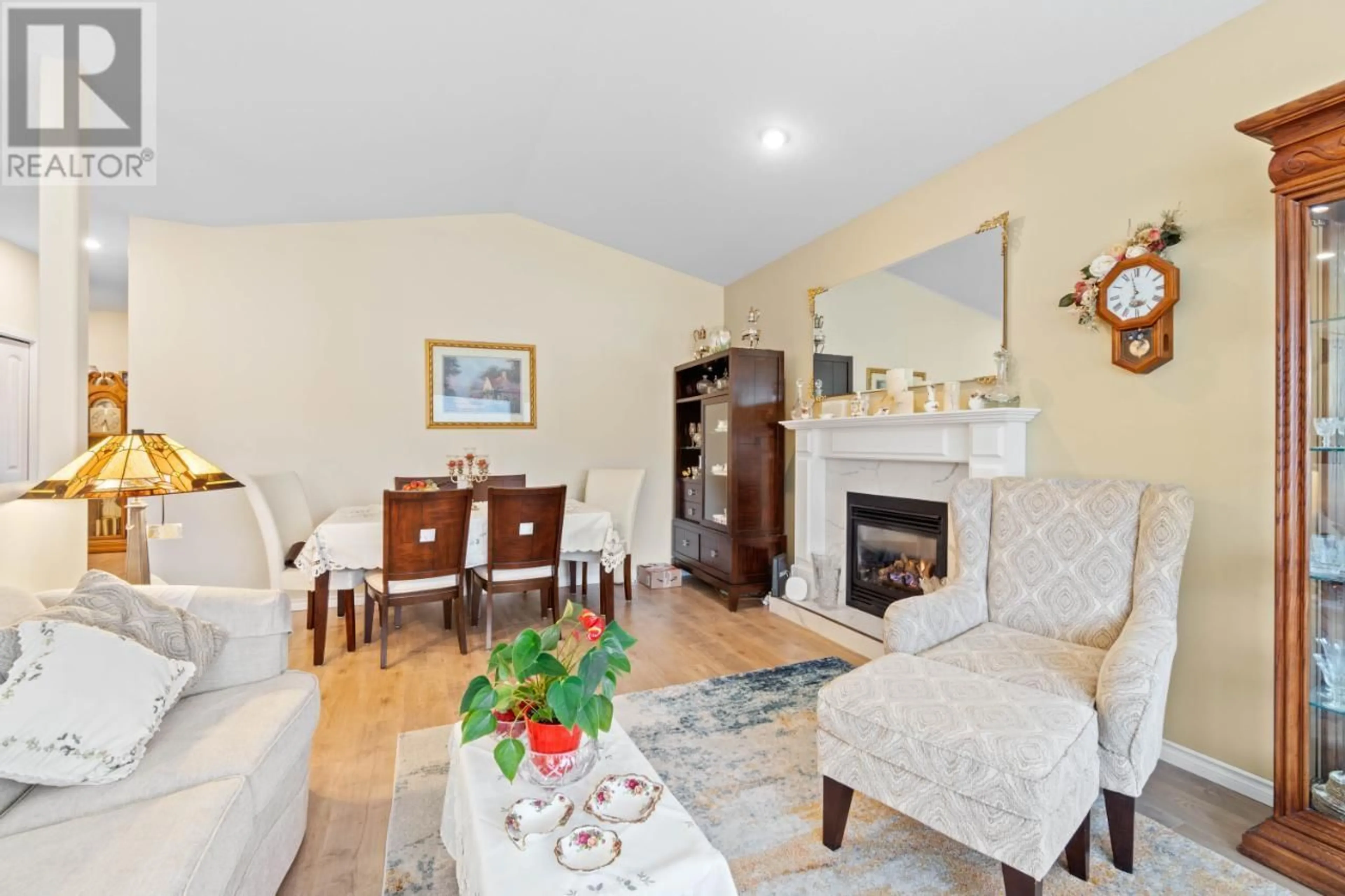 Living room with furniture, unknown for 1655 WOODBURN DRIVE, Cache Creek British Columbia V0K1H0