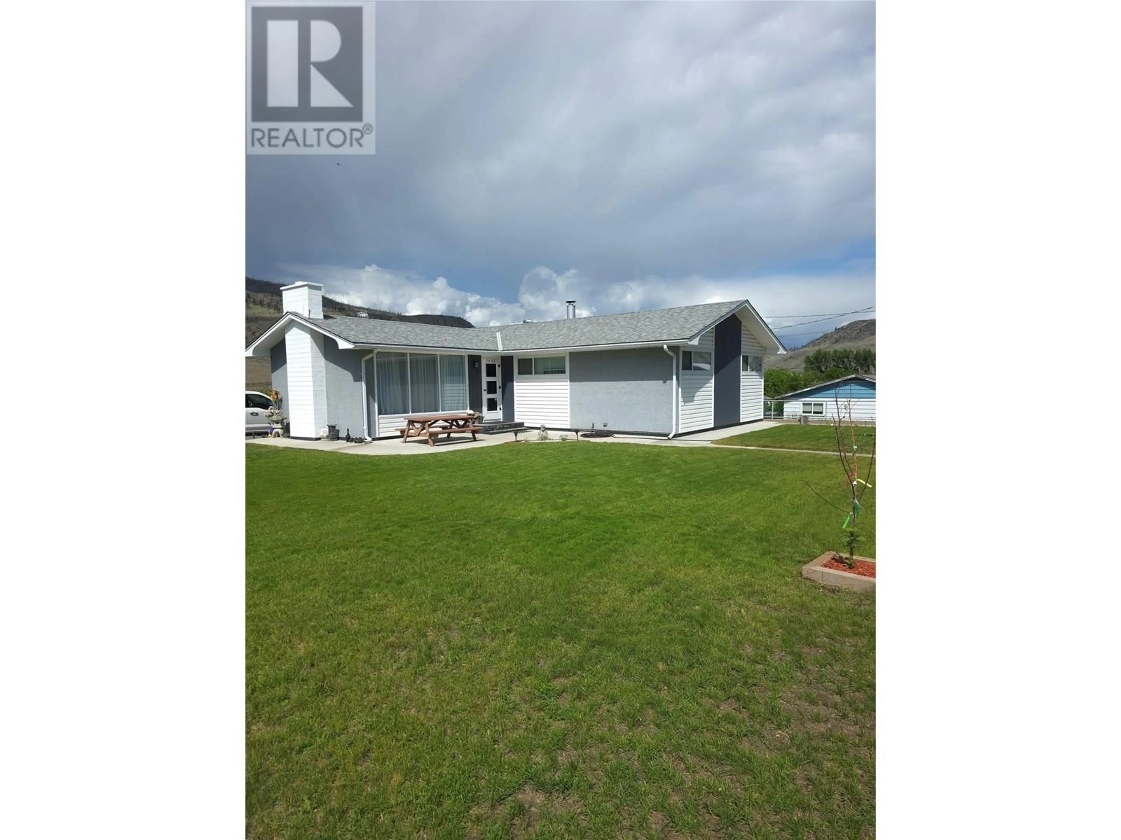 A pic from outside/outdoor area/front of a property/back of a property/a pic from drone, water/lake/river/ocean view for 1408 QUARTZ ROAD, Cache Creek British Columbia V0K1A0