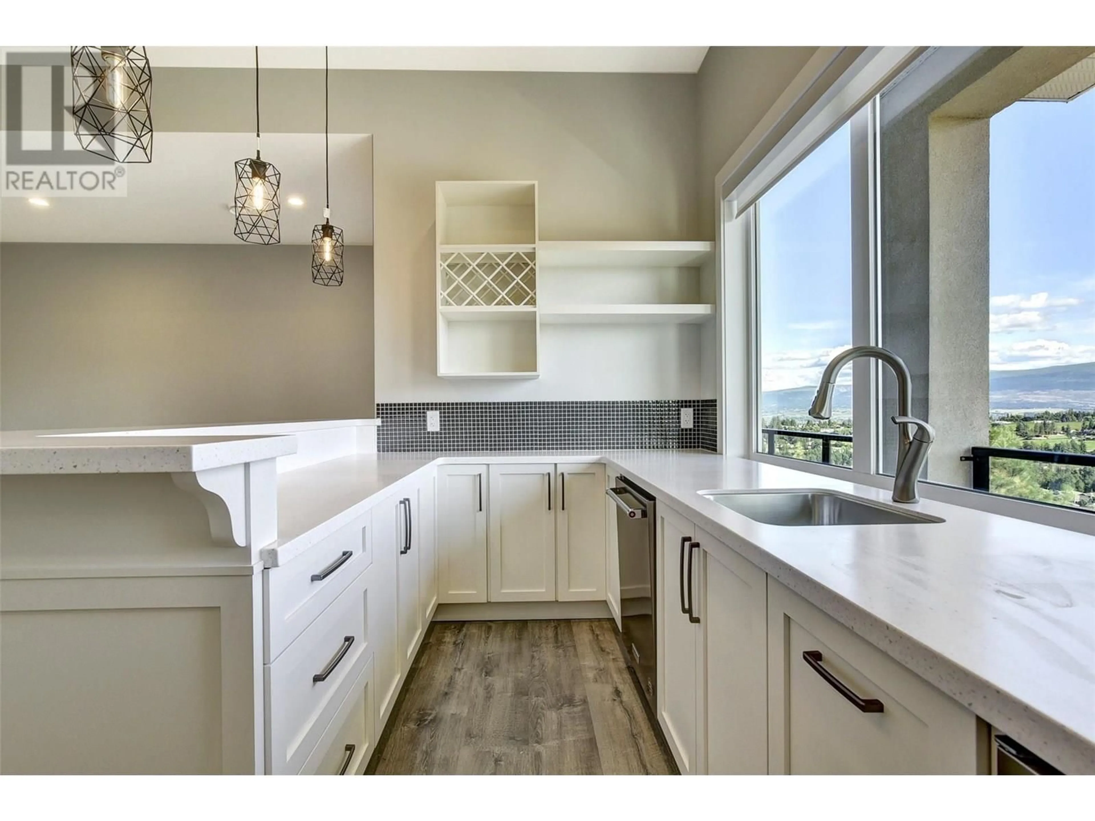 Open concept kitchen, ceramic/tile floor for 1051 AURORA HEIGHTS, West Kelowna British Columbia V1Z4B2