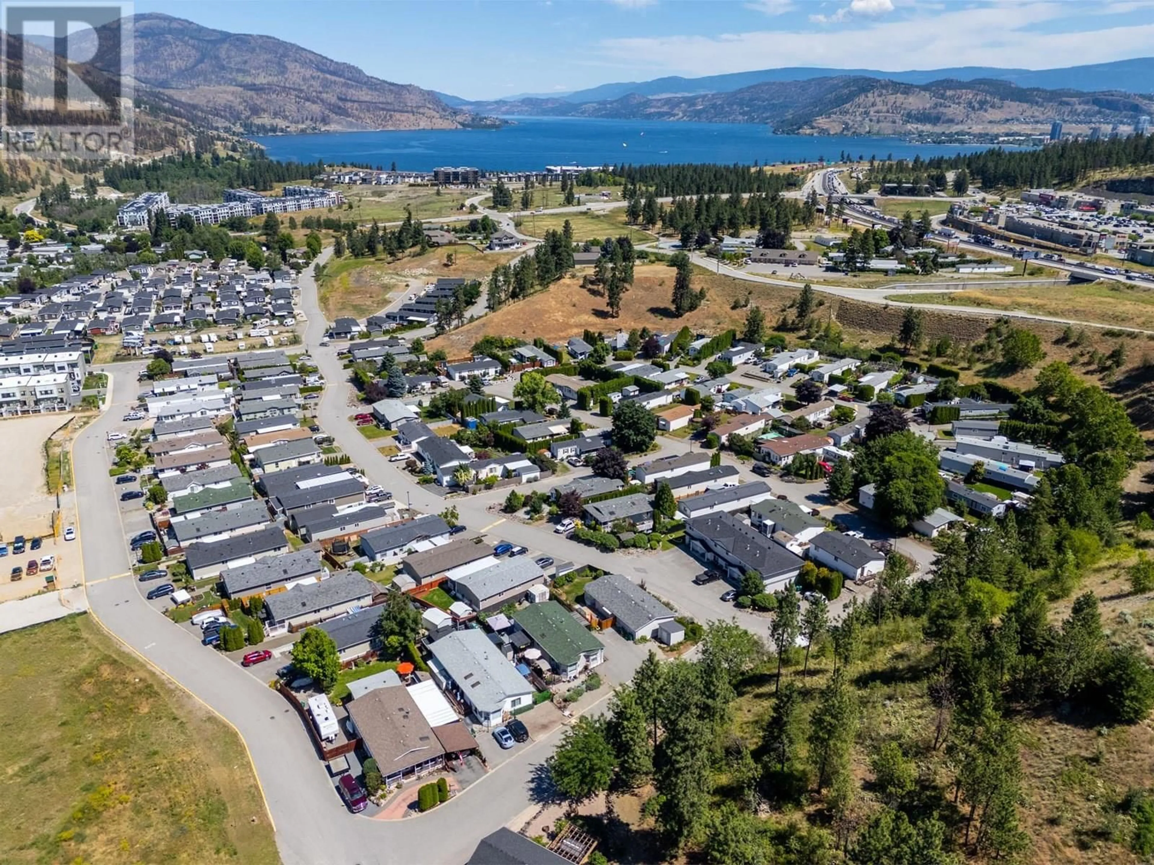 A pic from outside/outdoor area/front of a property/back of a property/a pic from drone, unknown for 67 - 610 KATHERINE ROAD, Kelowna British Columbia V1Z3G2