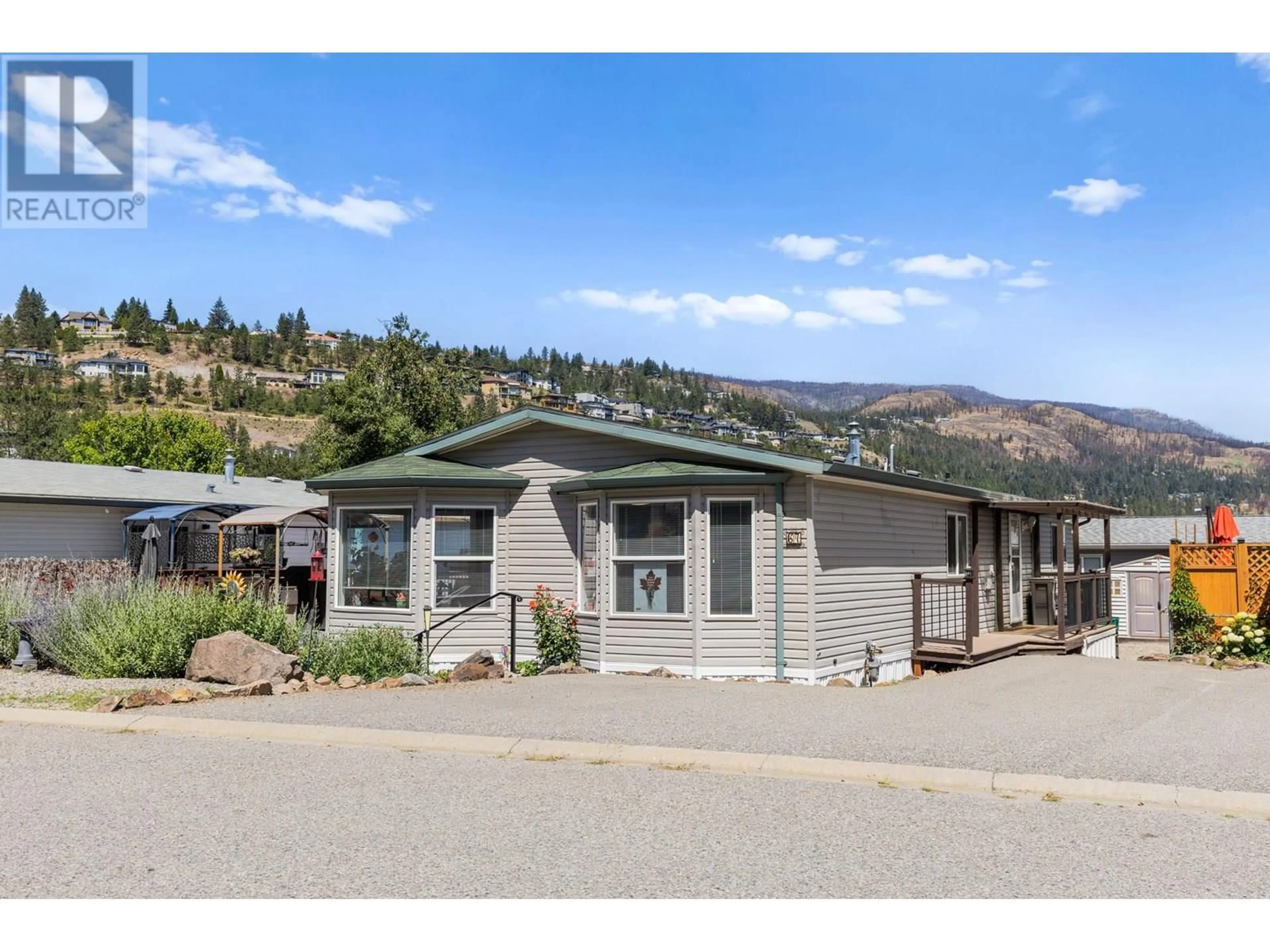 Home with vinyl exterior material, mountain view for 67 - 610 KATHERINE ROAD, Kelowna British Columbia V1Z3G2
