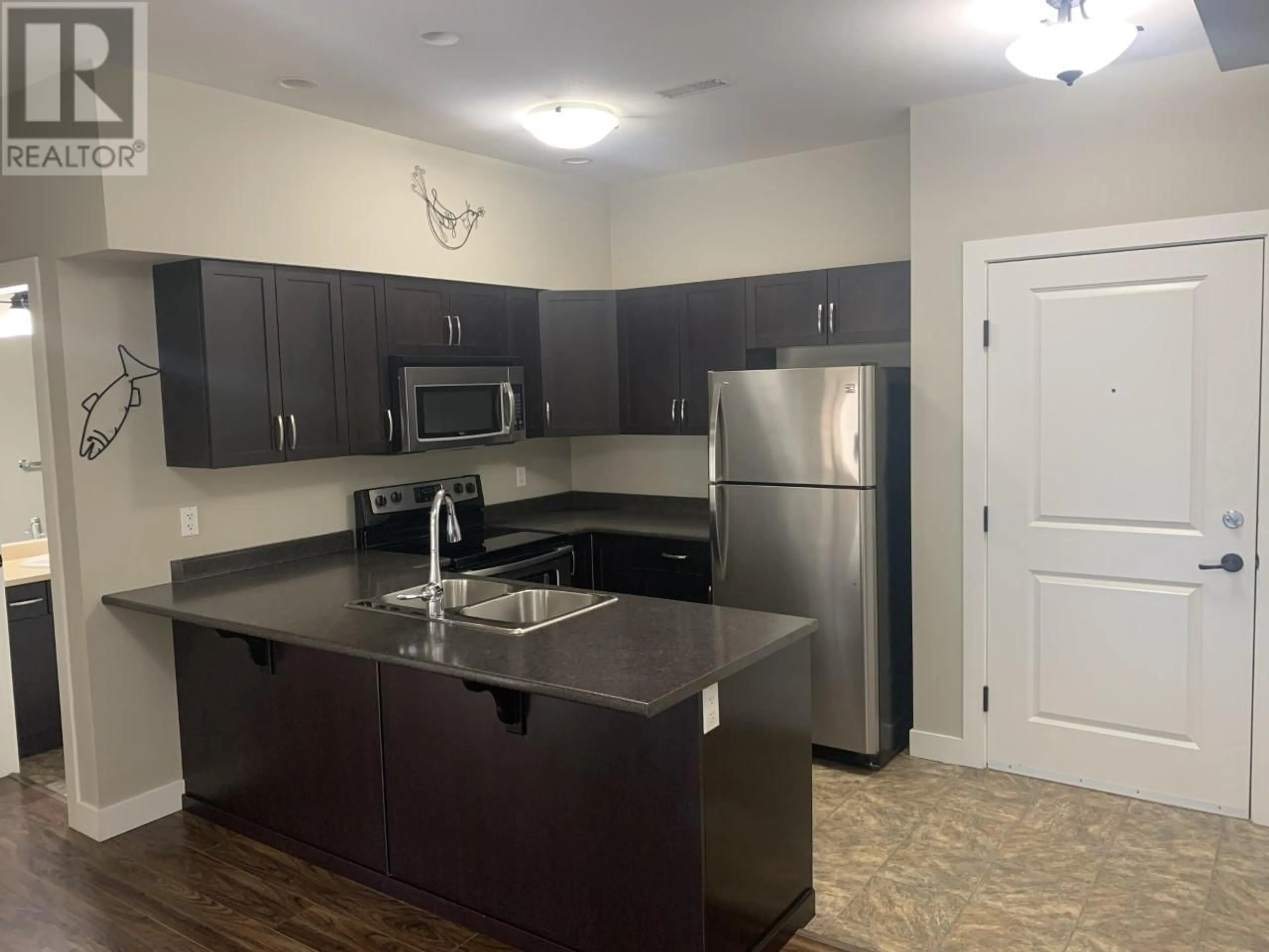 Standard kitchen, unknown for 403 - 5170 DALLAS DRIVE, Kamloops British Columbia V2C0C7
