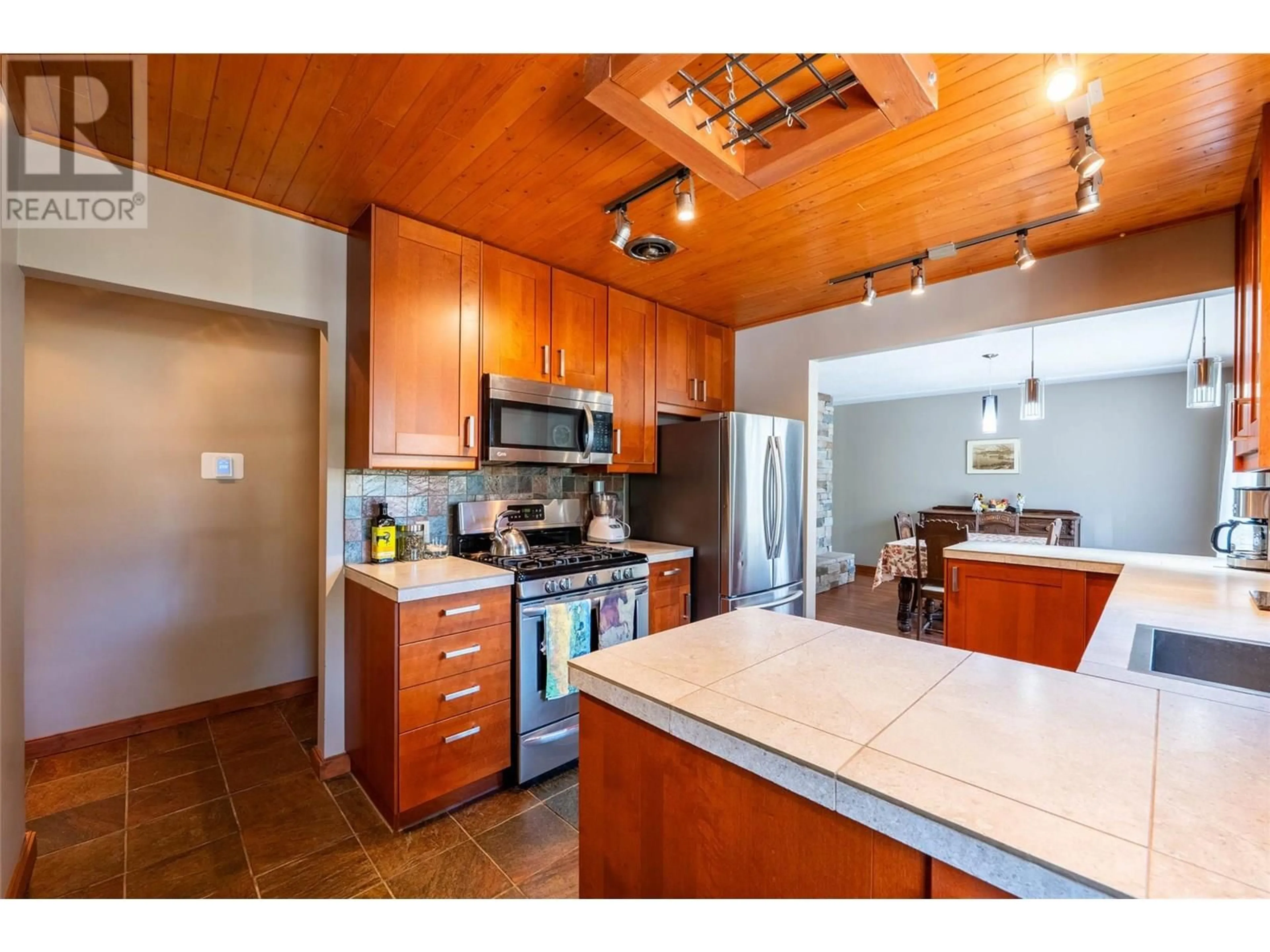 Open concept kitchen, unknown for 601 MCHARDY STREET, Nelson British Columbia V1L3E4