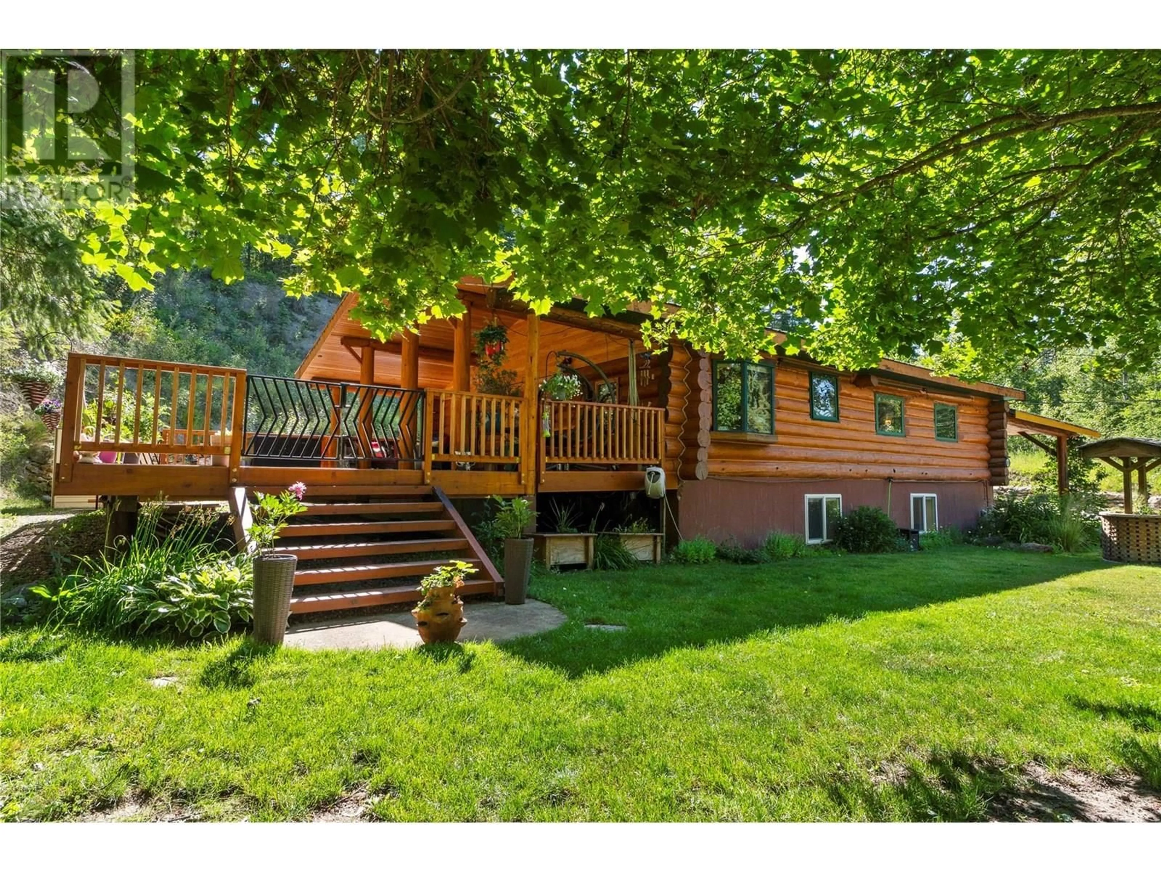 Home with vinyl exterior material, unknown for 6859 RANCHERO DRIVE EAST, Salmon Arm British Columbia V1E2Y5