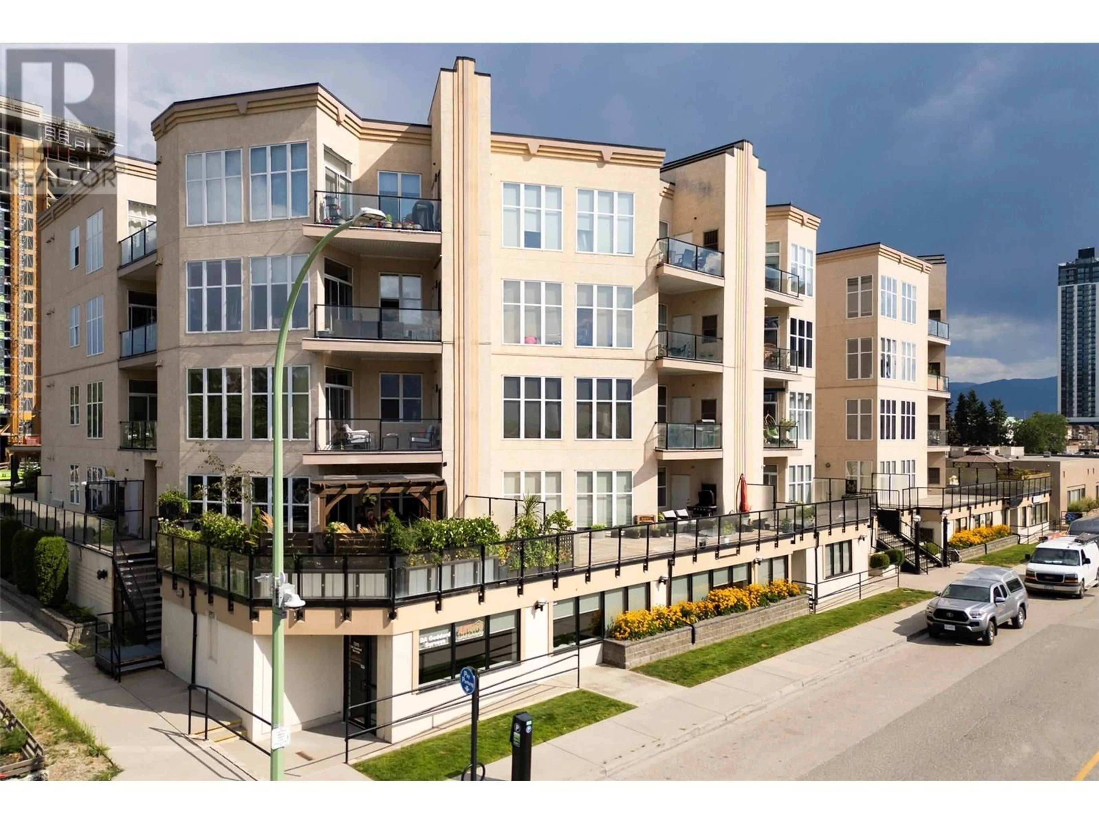 Unknown for 104 - 1327 ST. PAUL STREET, Kelowna British Columbia V1Y2E2