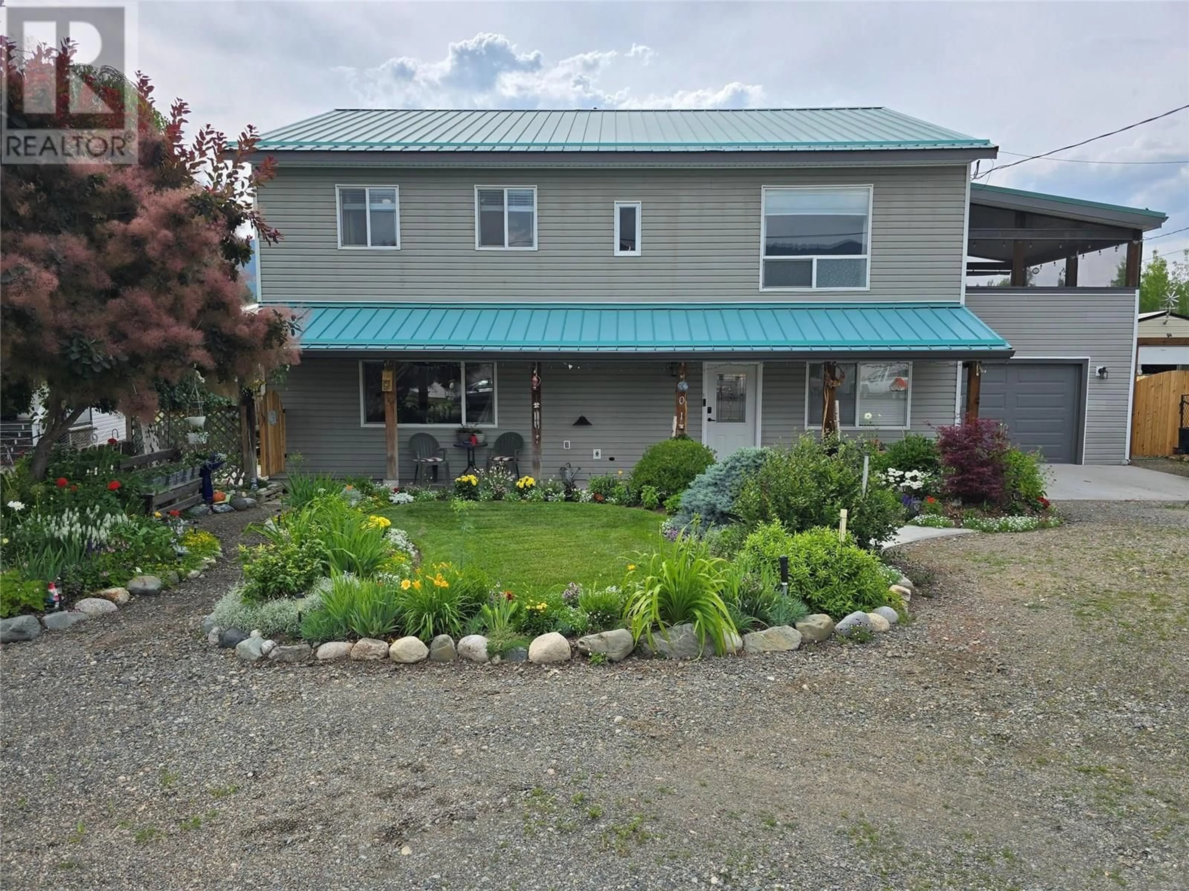 A pic from outside/outdoor area/front of a property/back of a property/a pic from drone, unknown for 401 MCLEAN ROAD, Barriere British Columbia V0E1E0