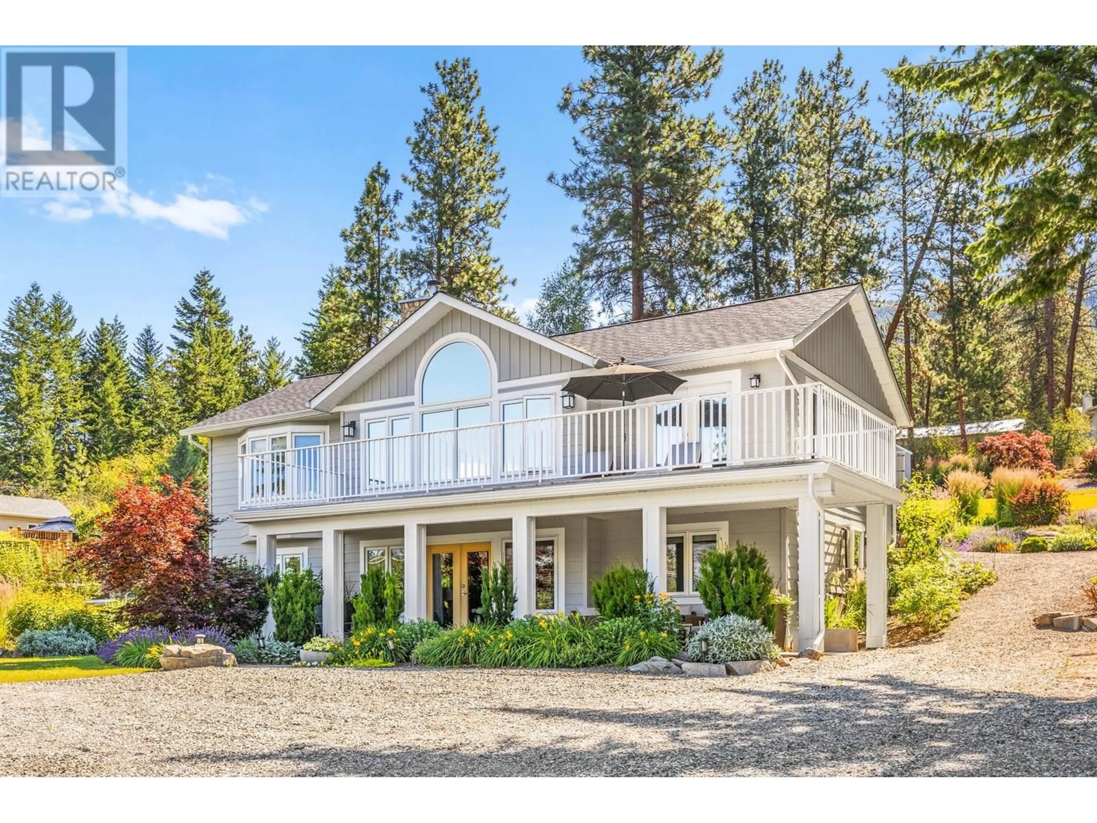Home with vinyl exterior material, water/lake/river/ocean view for 16699 CARRS LANDING ROAD, Lake Country British Columbia V4V1B2