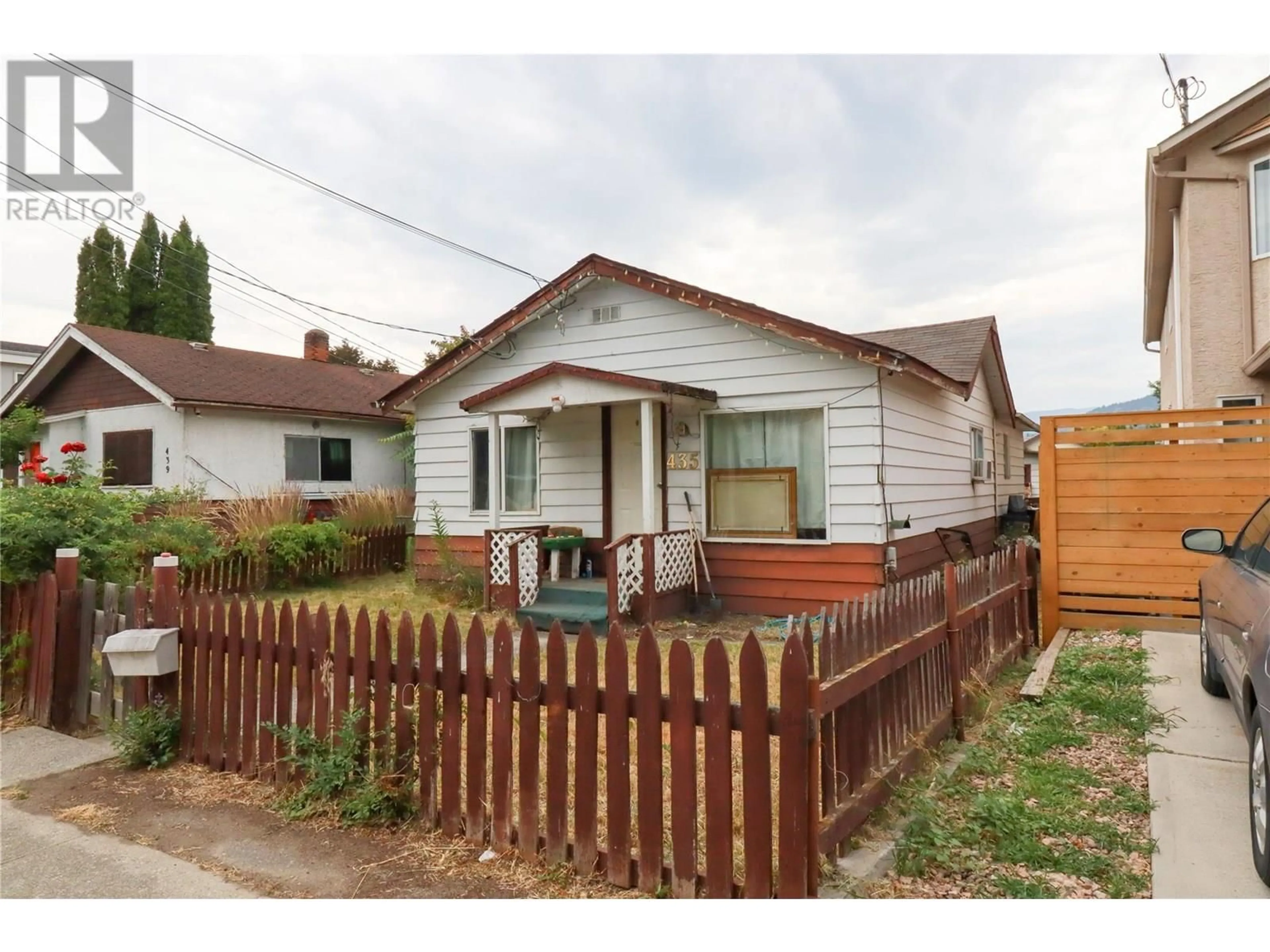 Unknown for 435 MAURICE STREET, Penticton British Columbia V2A5V8