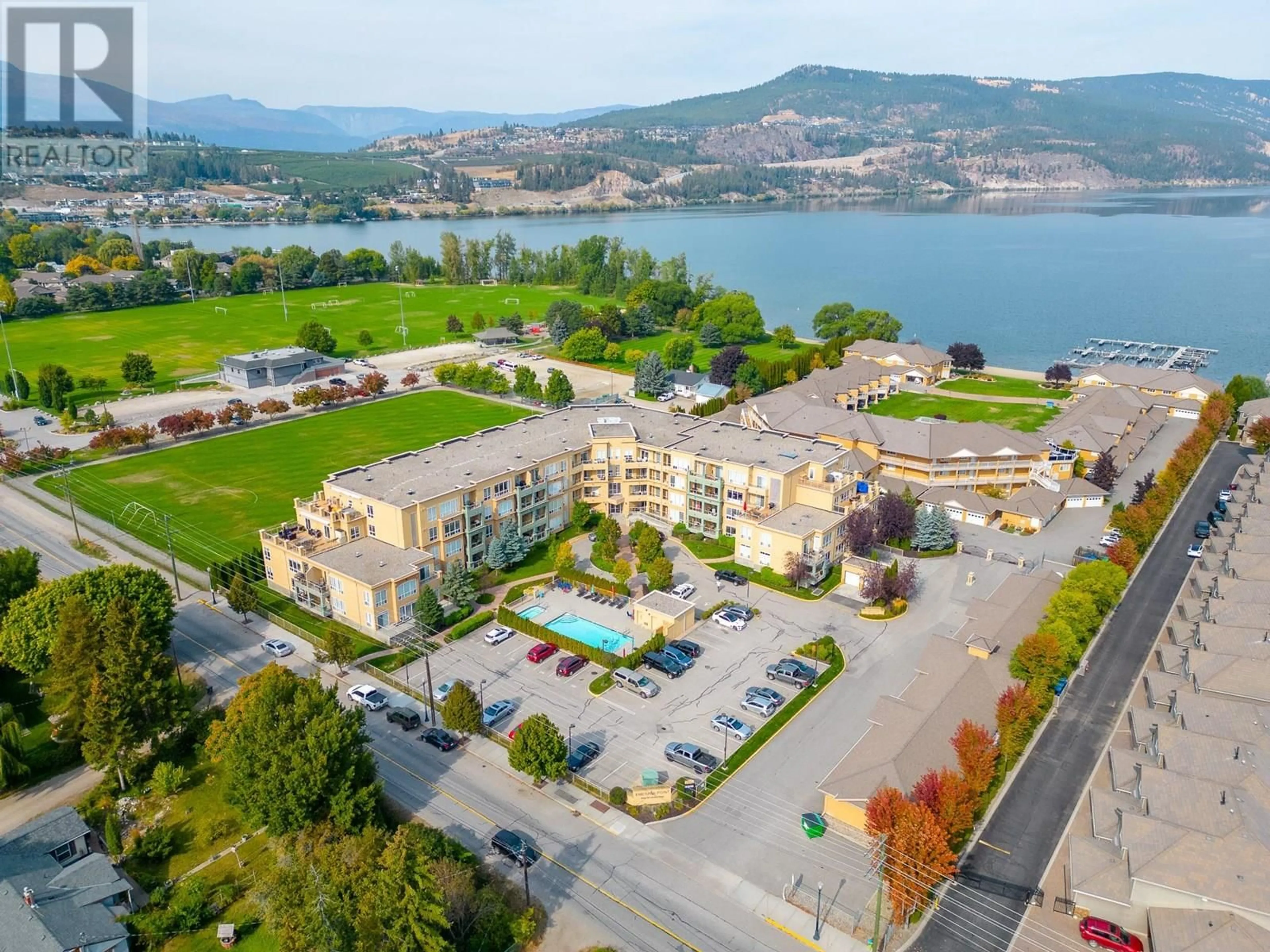 A pic from outside/outdoor area/front of a property/back of a property/a pic from drone, unknown for 304 - 3550 WOODSDALE ROAD, Lake Country British Columbia V4V2P5