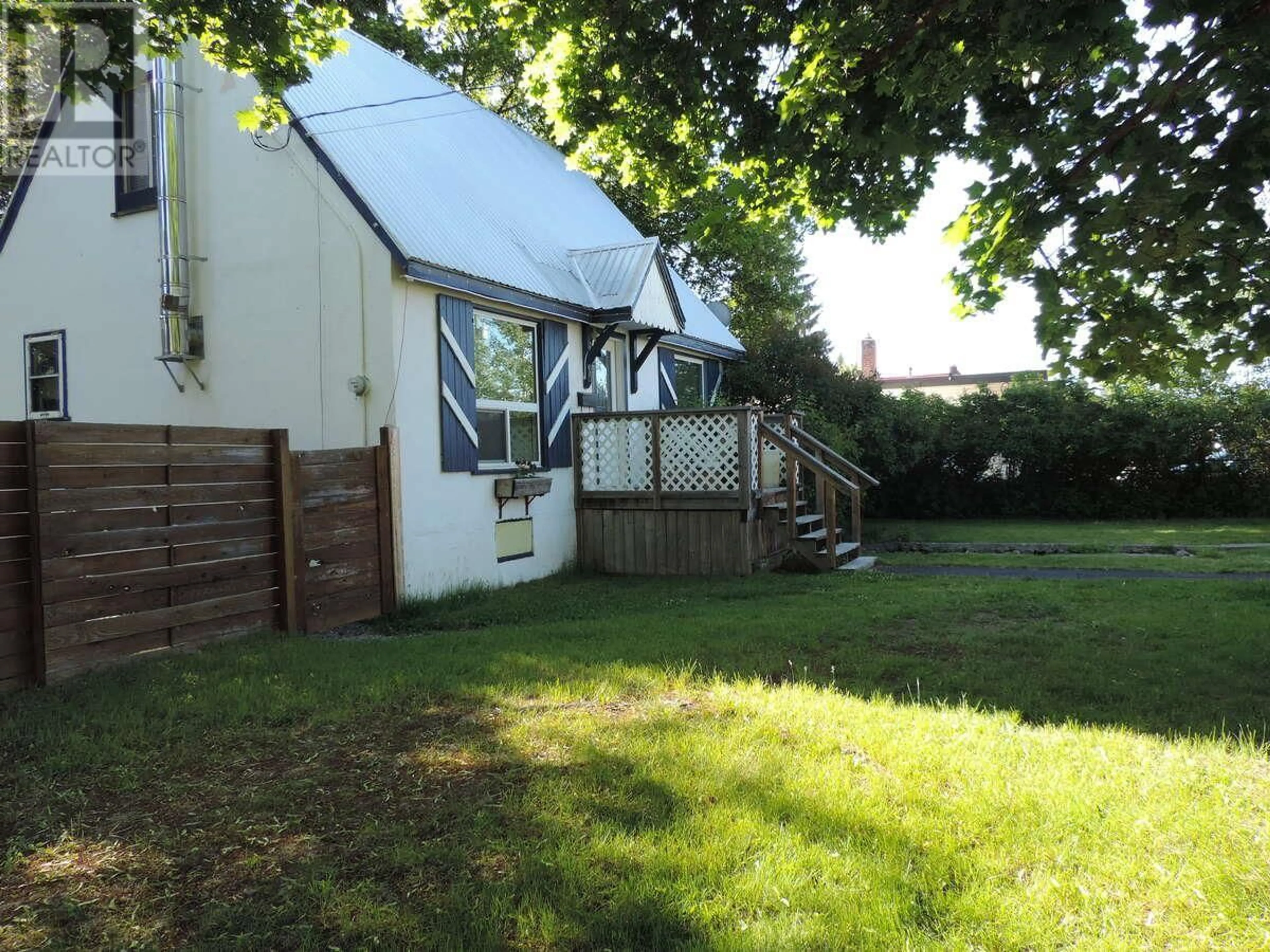 A pic from outside/outdoor area/front of a property/back of a property/a pic from drone, unknown for 623 6TH AVENUE, Kimberley British Columbia V1A2V8