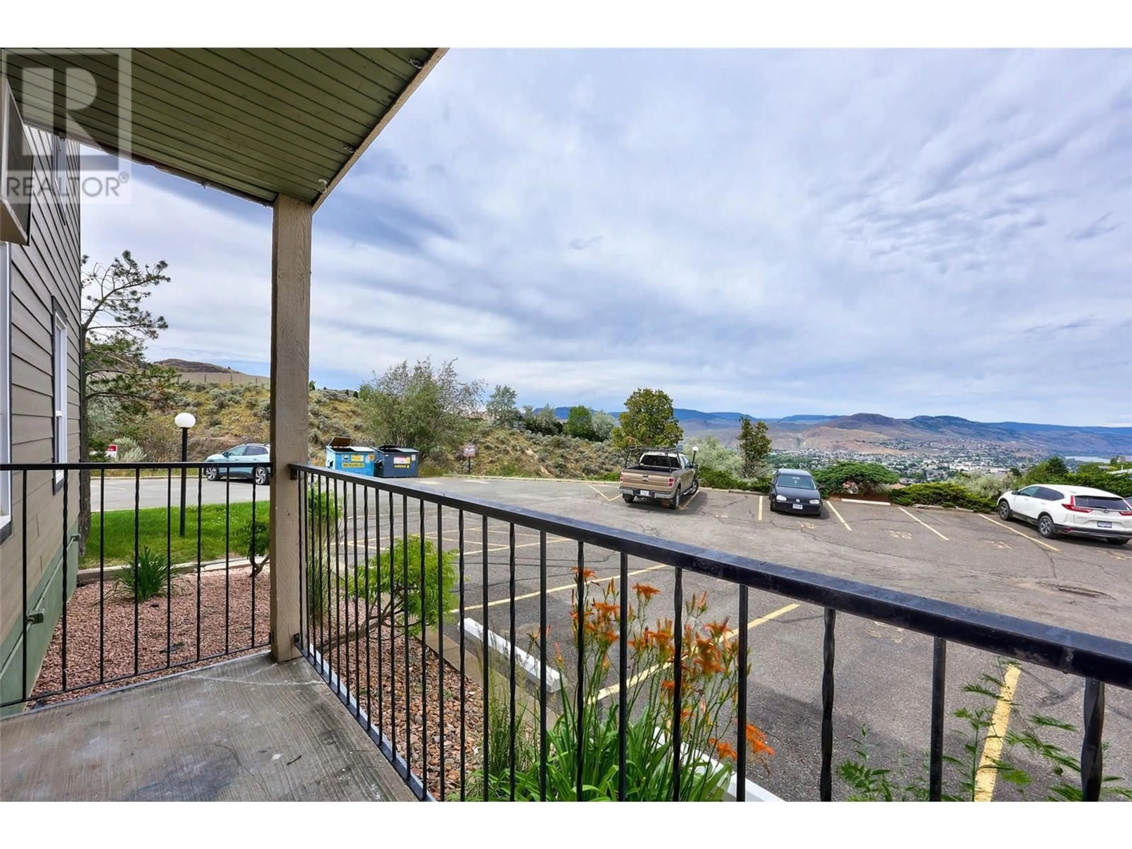 Patio, water/lake/river/ocean view for 101 - 751 GRANDVIEW TERRACE, Kamloops British Columbia V2C6C9