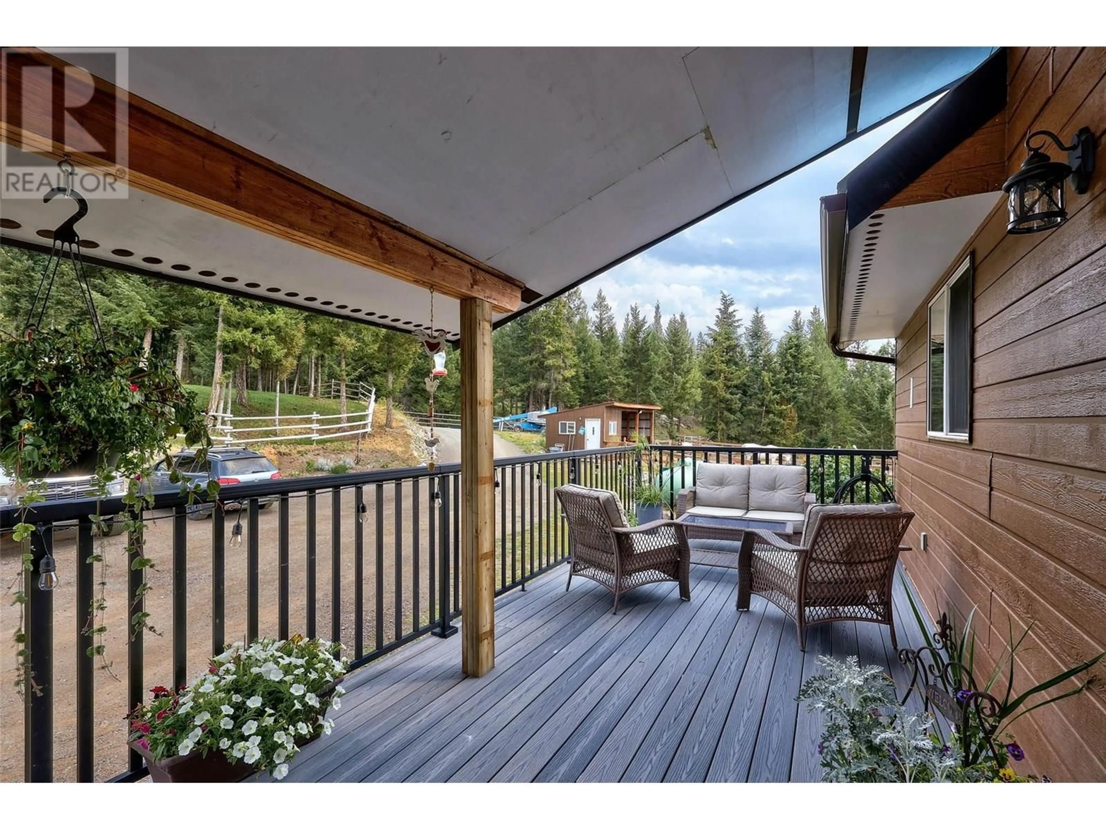 Patio, unknown for 5841 BEECH ROAD, Merritt British Columbia V1K1M6