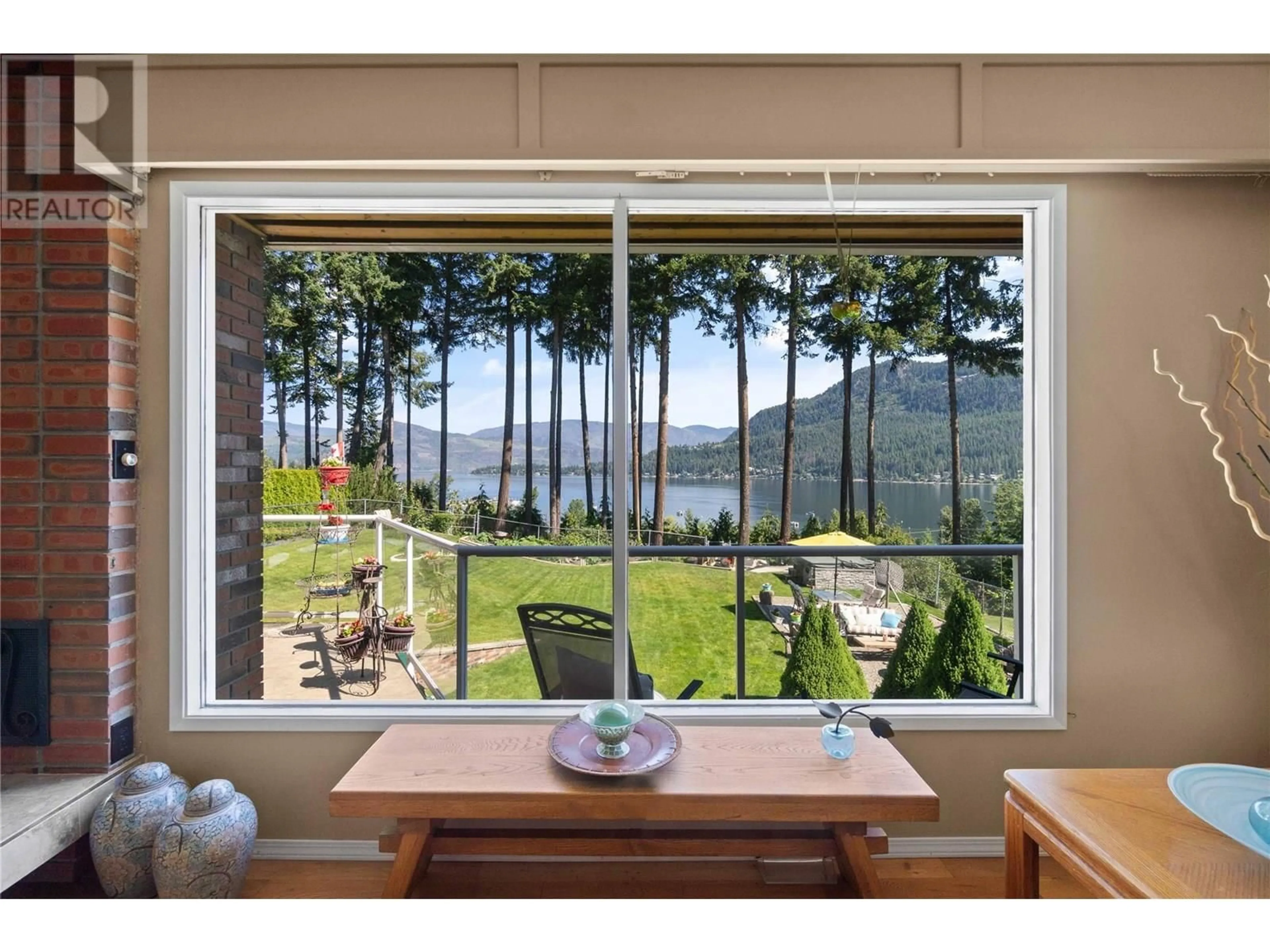 Unknown for 2810 PARKLAND PLACE, Blind Bay British Columbia V0E1H1