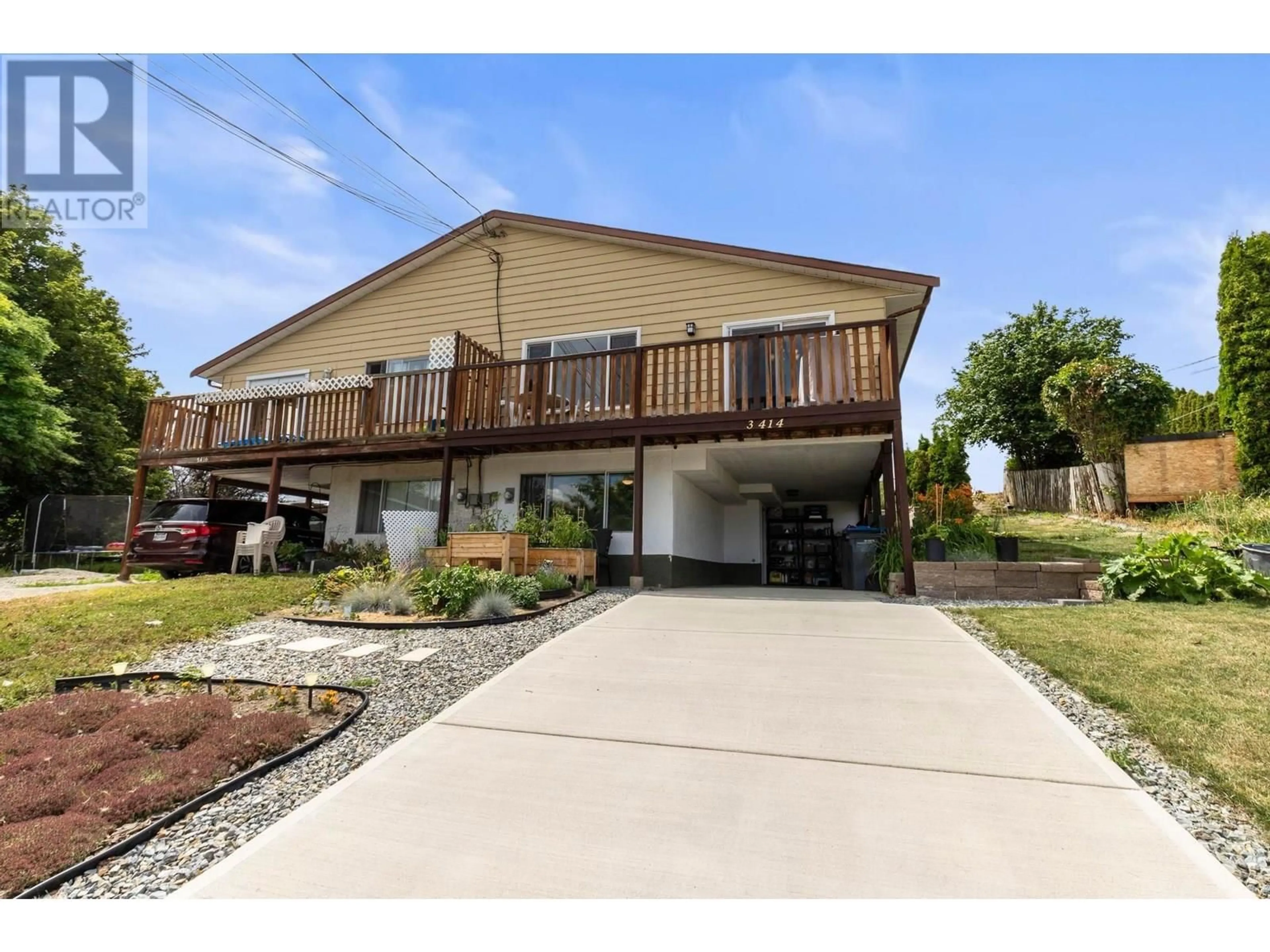 Patio, street for 3414 LOGAN COURT, West Kelowna British Columbia V4T1N4