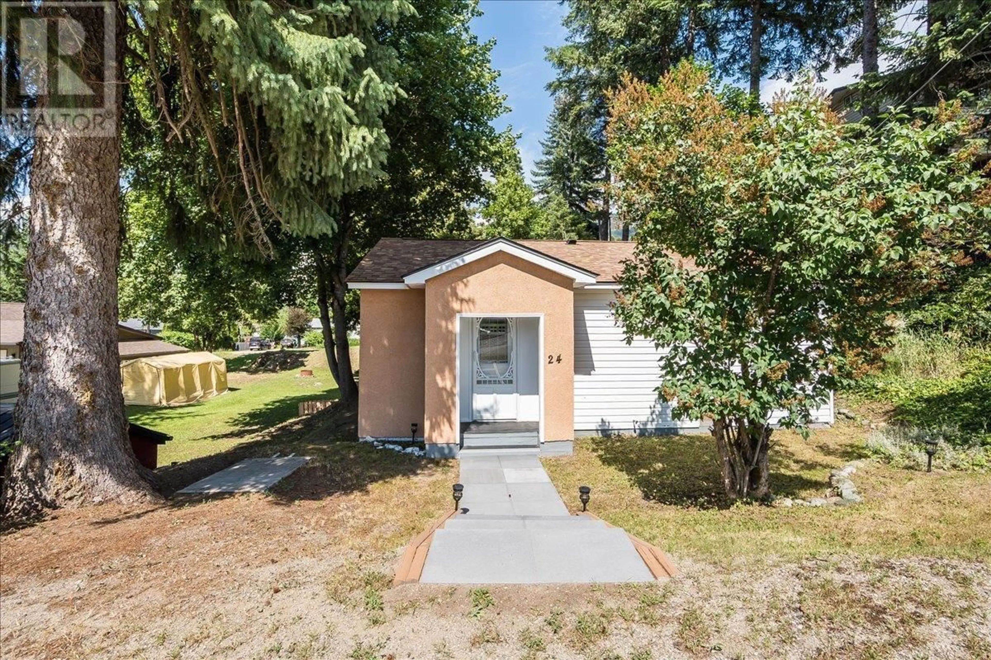 Unknown for 24 MOLLER ROAD, Fruitvale British Columbia V0G1L0