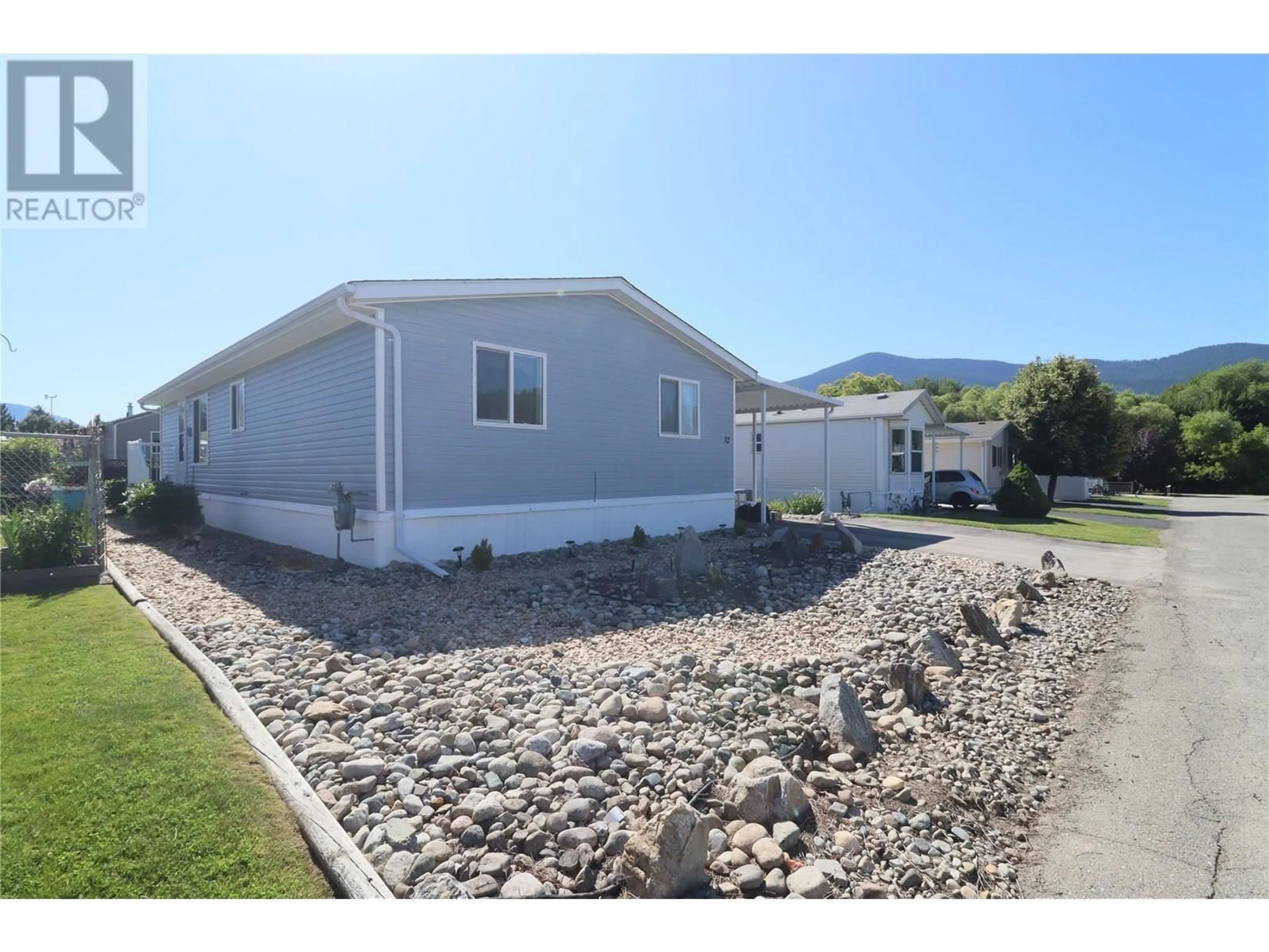 Home with vinyl exterior material, unknown for 32 - 7225 BOUNDARY DRIVE, Grand Forks British Columbia V0H1H0