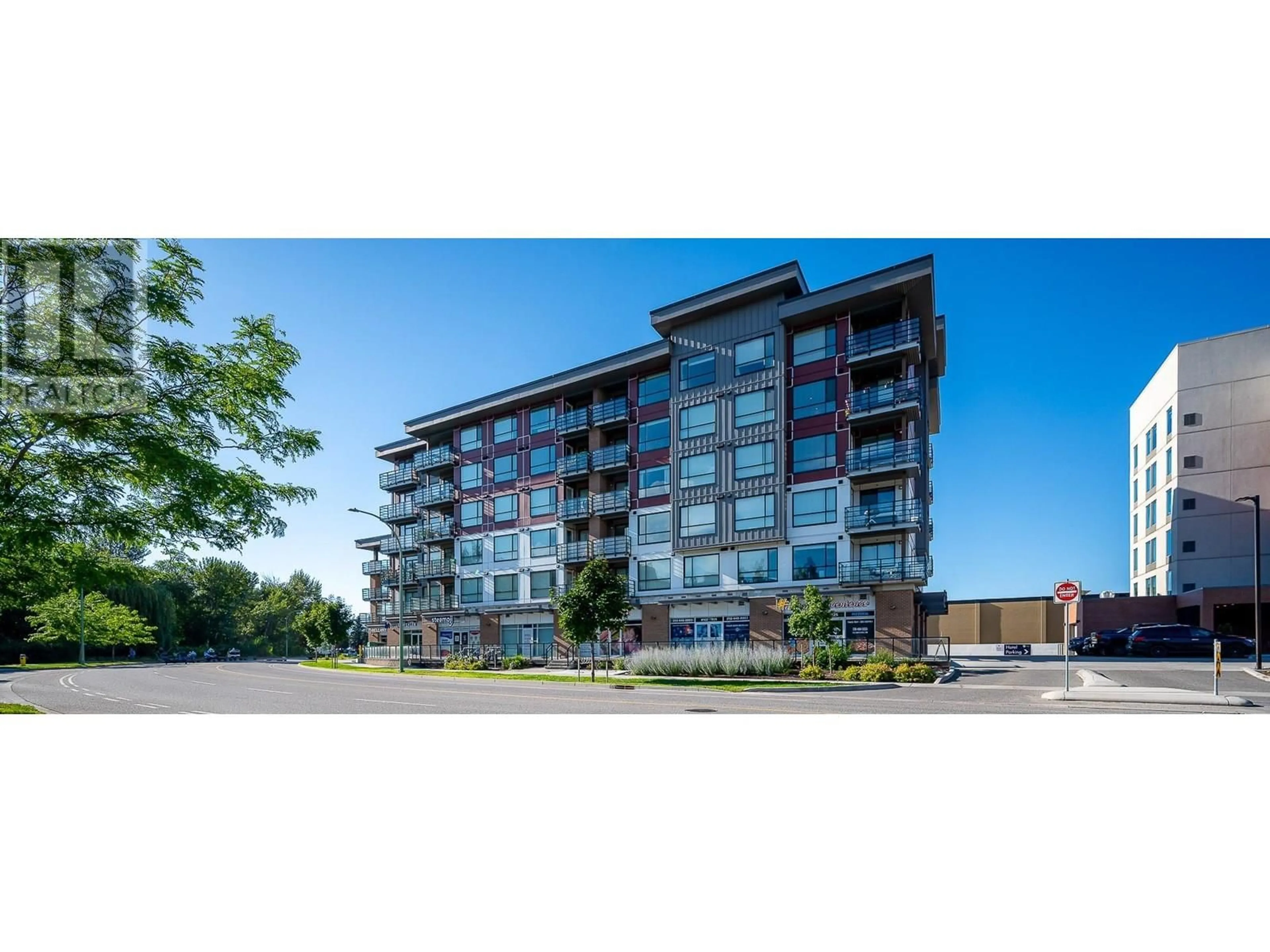 Blurry image for 302 - 1925 ENTERPRISE WAY, Kelowna British Columbia V1Y0J8