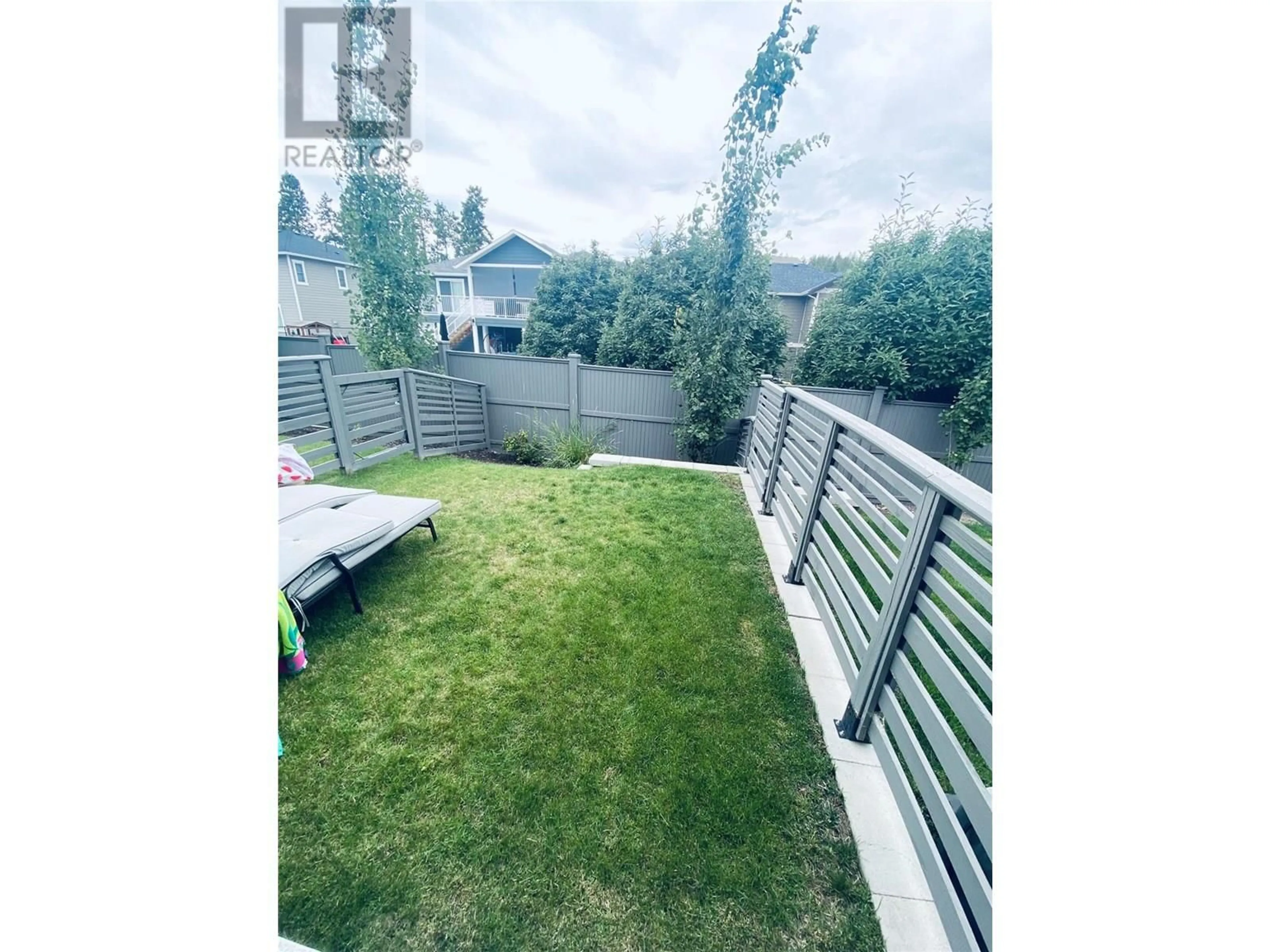 Patio, water/lake/river/ocean view for 51 - 13098 SHORELINE WAY, Lake Country British Columbia V4V0A8
