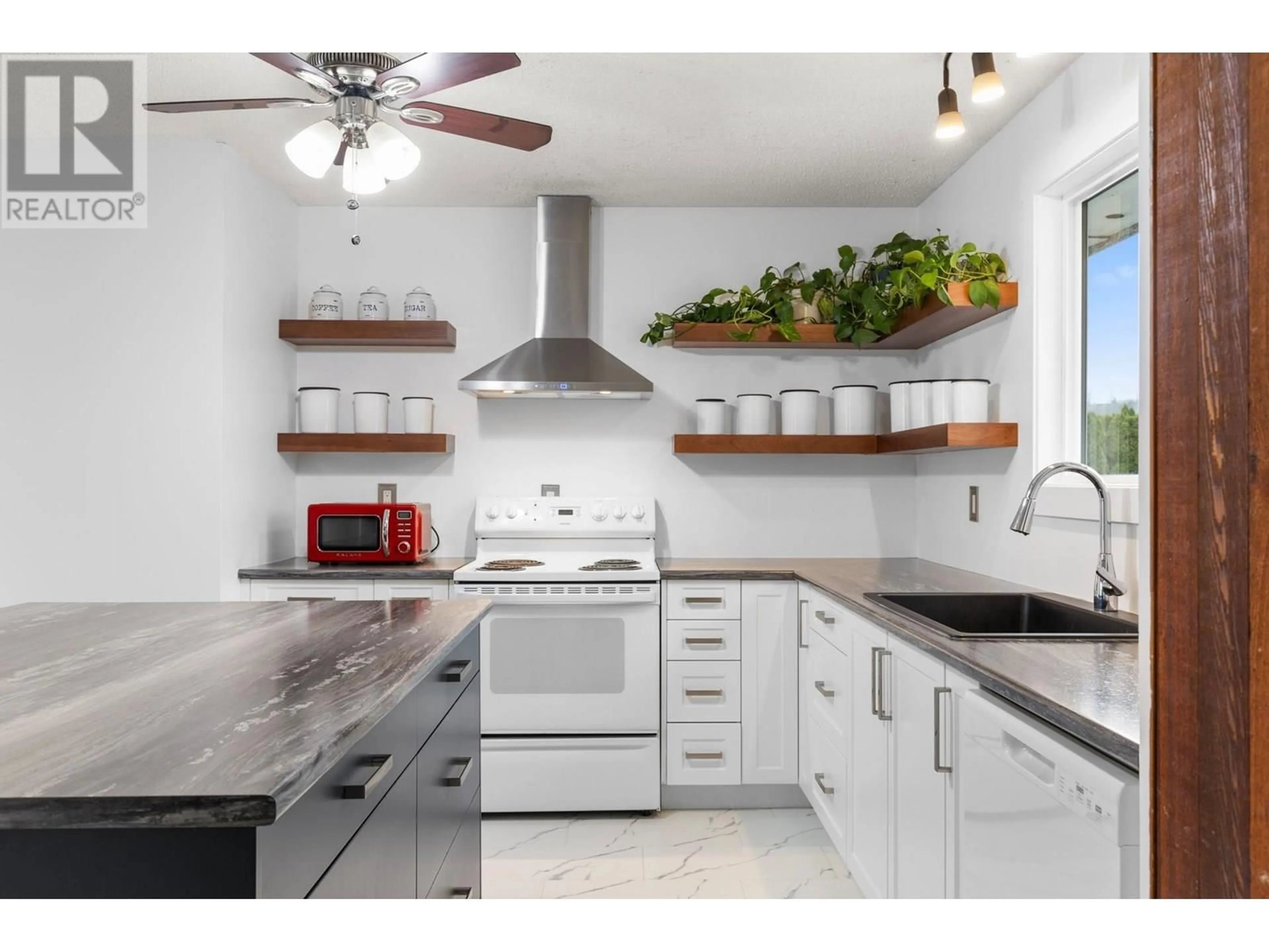 Open concept kitchen, unknown for 955 HICKORY ROAD, Kelowna British Columbia V1X4K8
