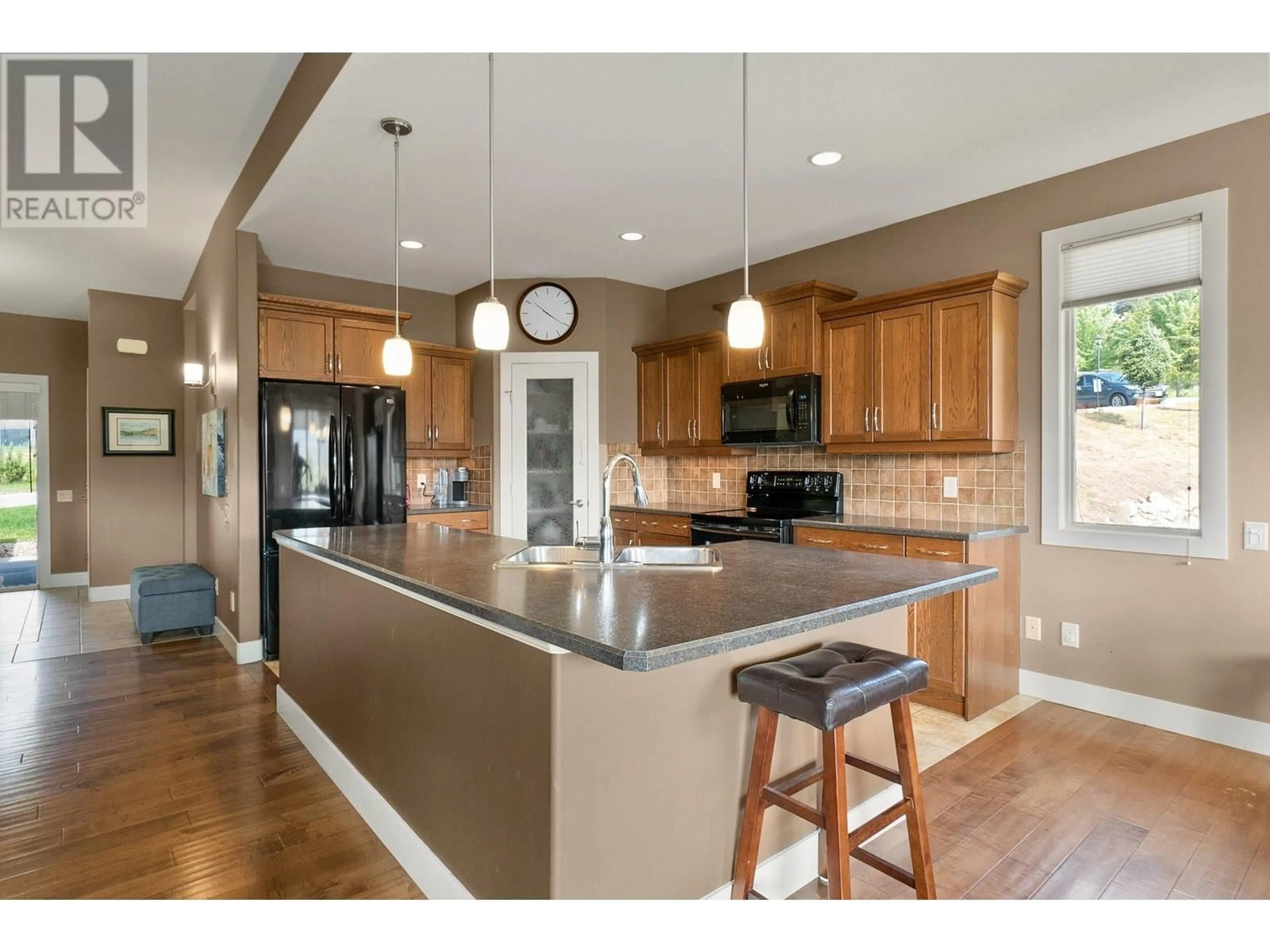 Open concept kitchen, unknown for 21 - 2421 GLACIER COURT, Kelowna British Columbia V1V3A6
