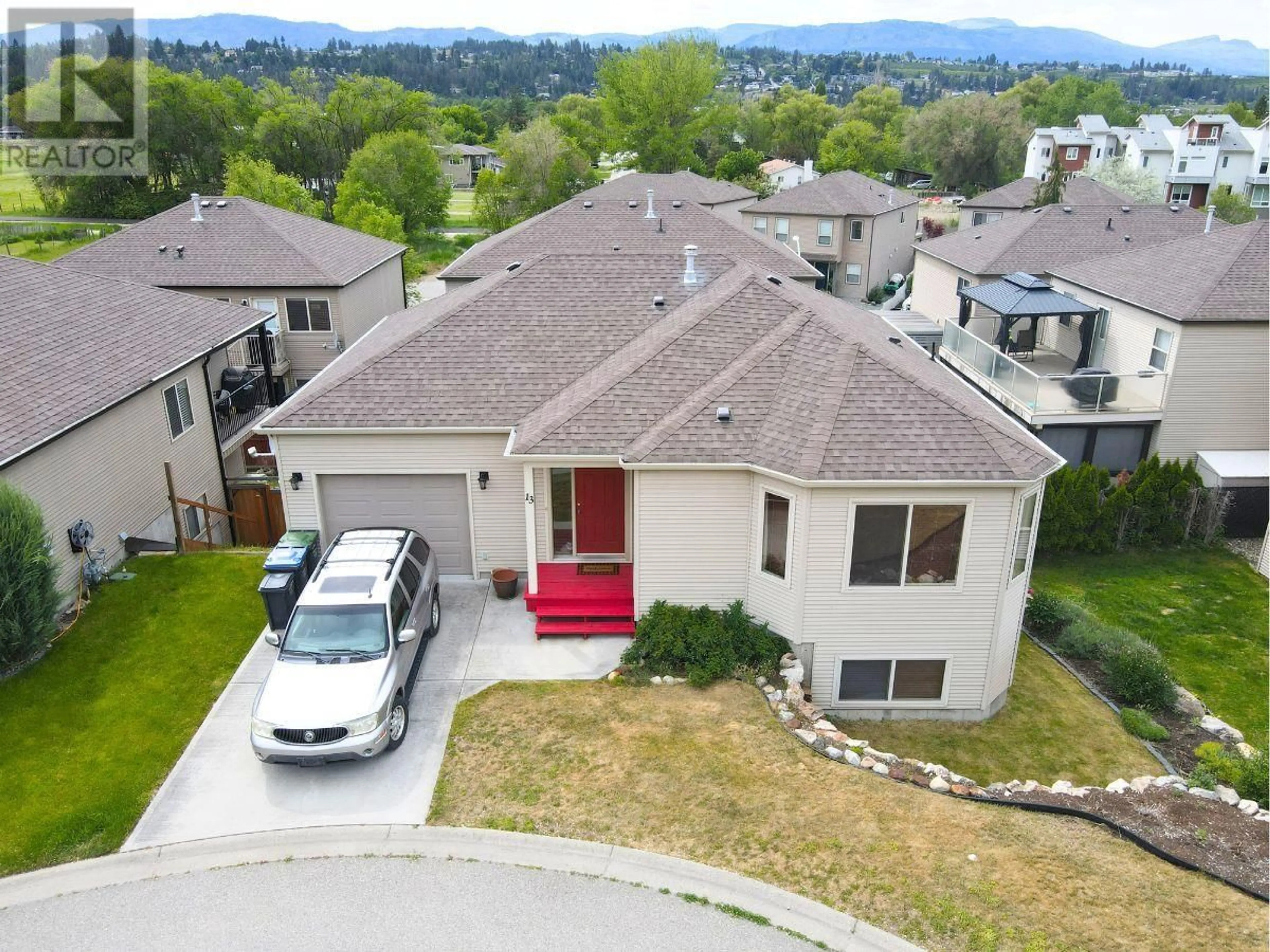 A pic from outside/outdoor area/front of a property/back of a property/a pic from drone, unknown for 13 - 11392 LODGE ROAD, Lake Country British Columbia V4V1X2