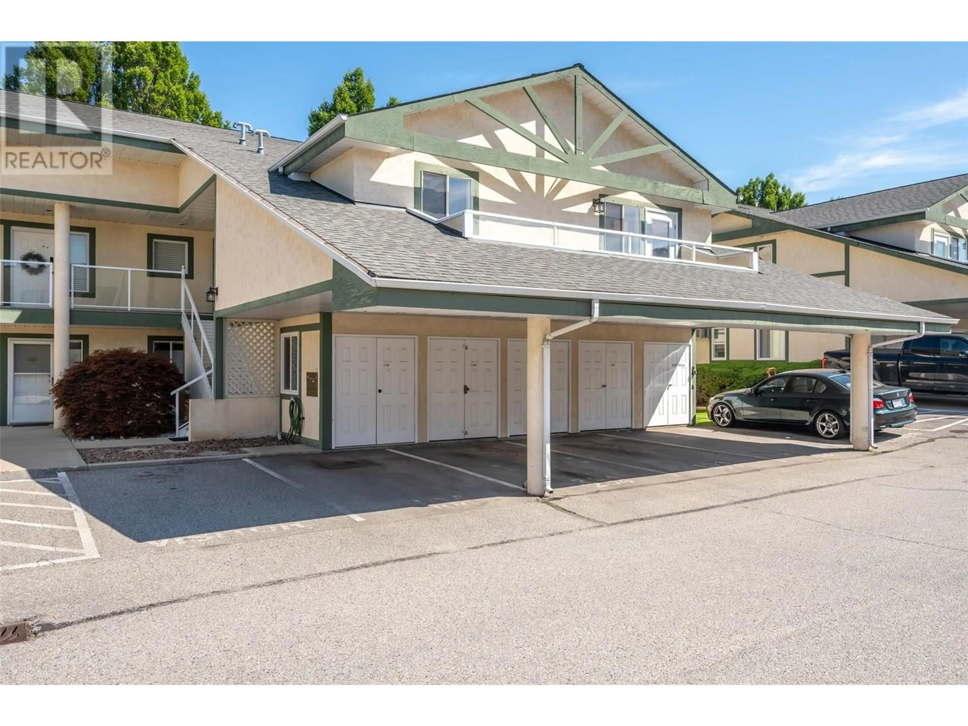 Indoor garage for 104 - 1780 ATKINSON STREET, Penticton British Columbia V2A7M6