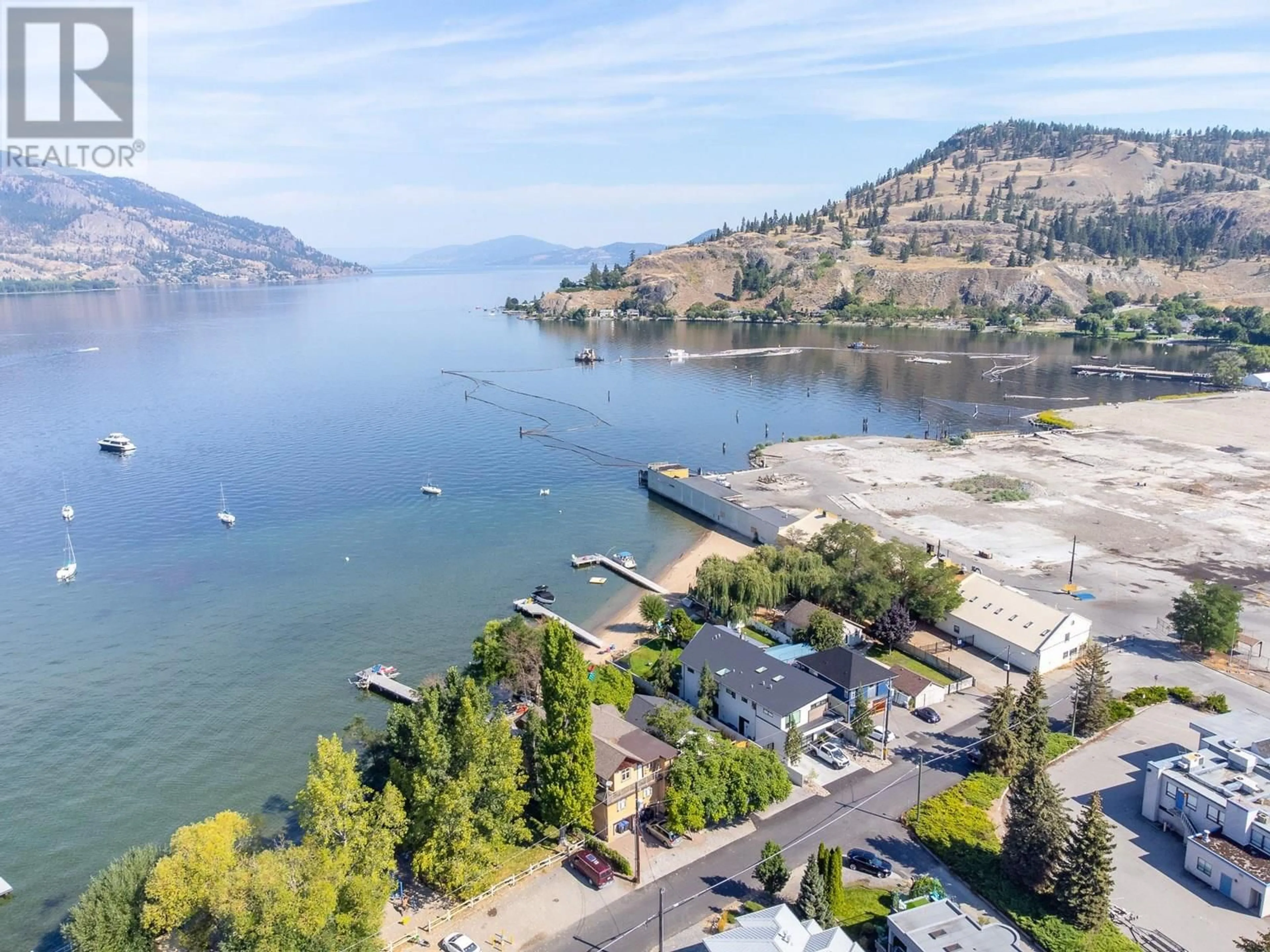 A pic from outside/outdoor area/front of a property/back of a property/a pic from drone, water/lake/river/ocean view for 832 MANHATTAN DRIVE, Kelowna British Columbia V1Y1H5