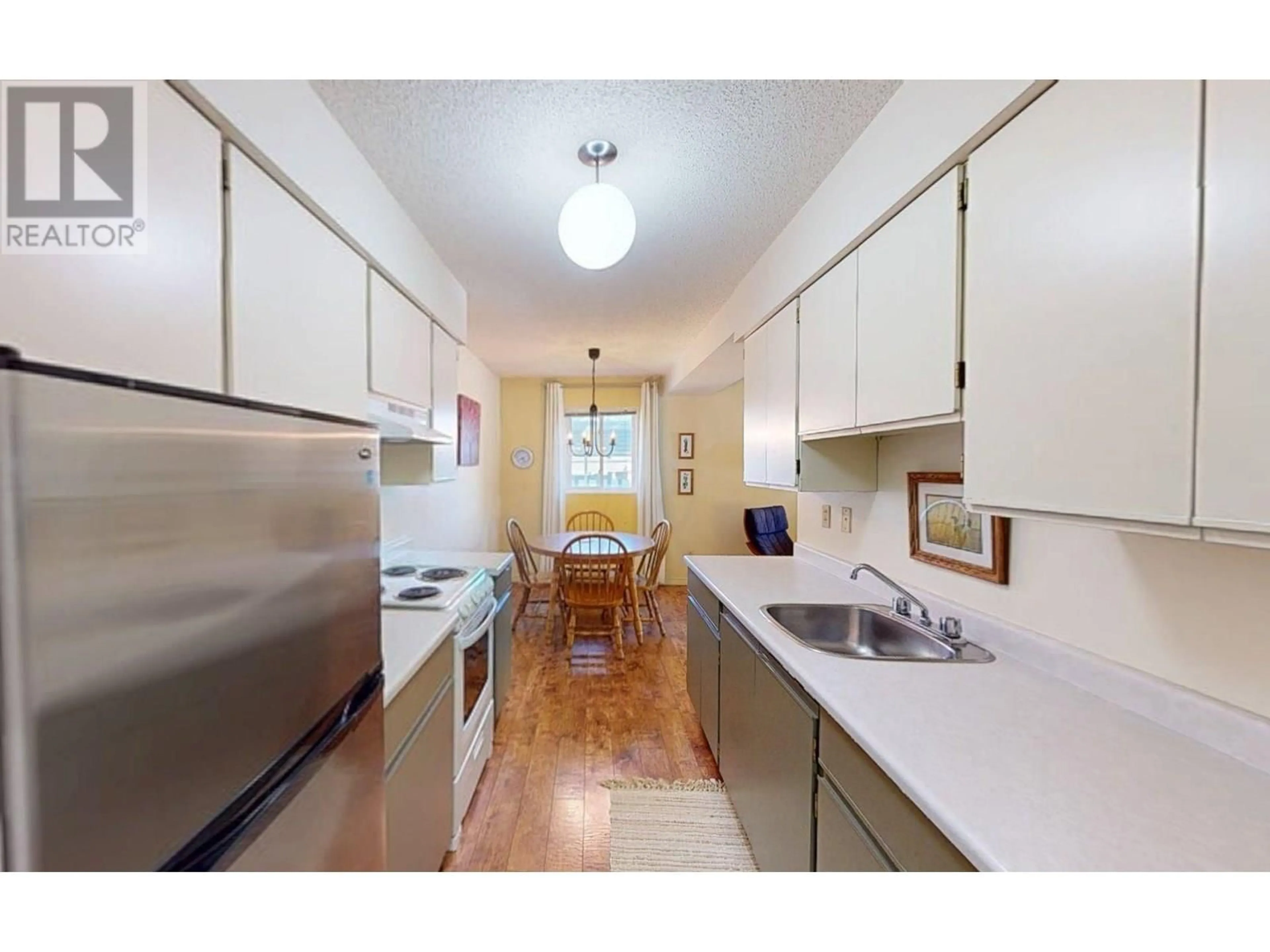 Standard kitchen, unknown for 109A 1335 ALPINE DRIVE, Elkford British Columbia V0B1H0