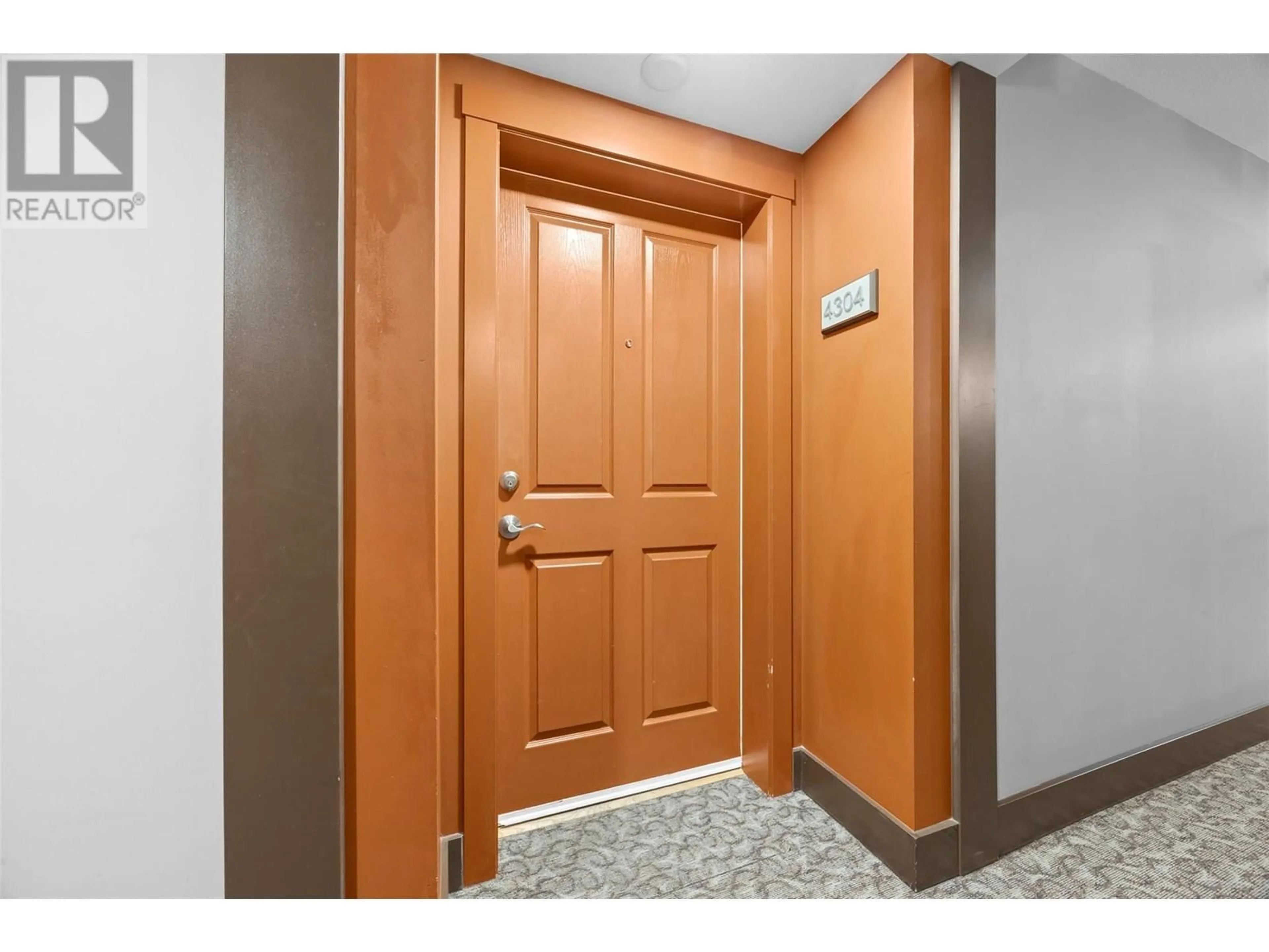 Indoor entryway for 4304 - 3842 OLD OKANAGAN HIGHWAY, West Kelowna British Columbia V4T3G7