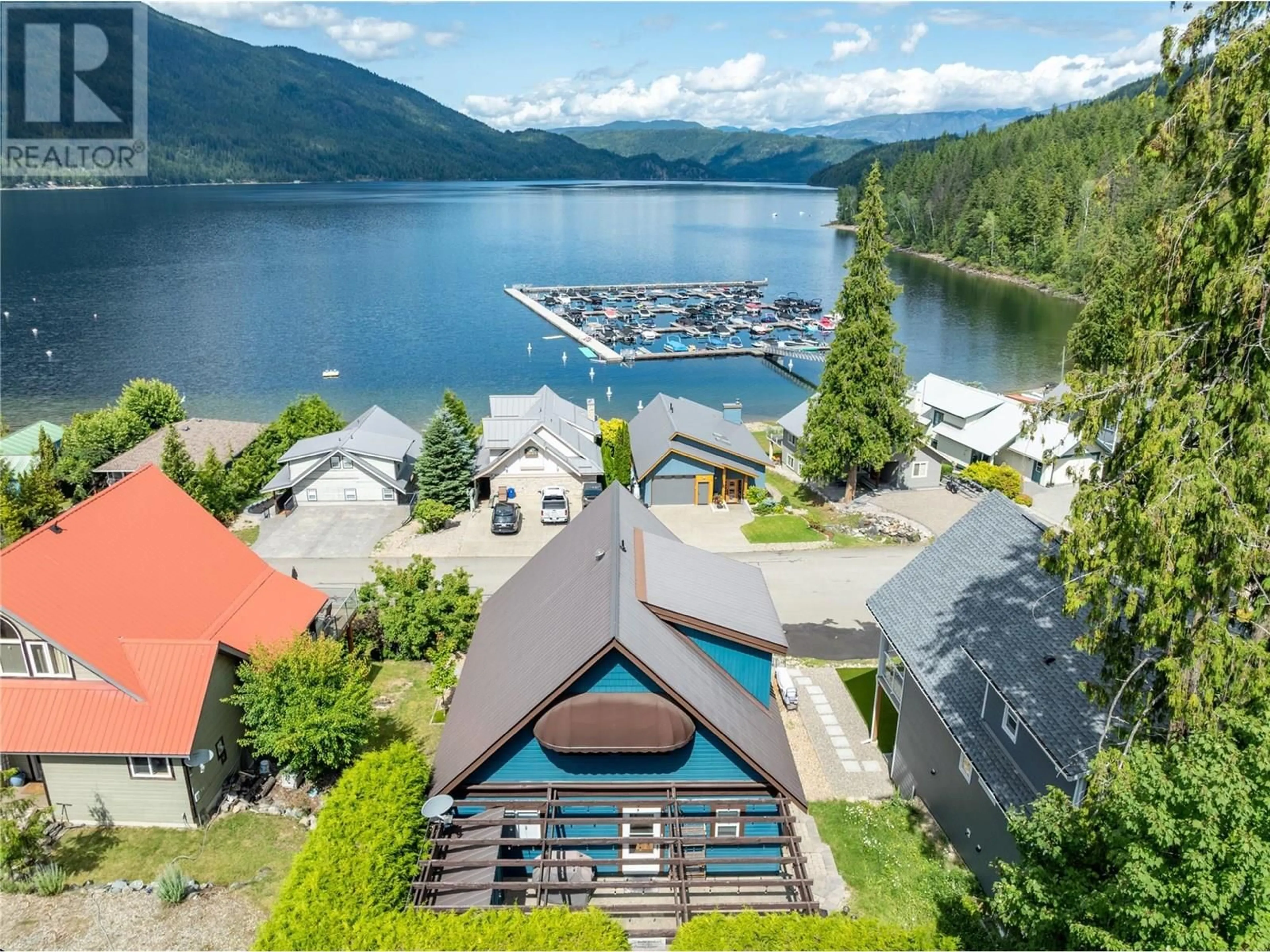 A pic from outside/outdoor area/front of a property/back of a property/a pic from drone, water/lake/river/ocean view for 28 - 6421 EAGLE BAY ROAD, Eagle Bay British Columbia V0E1T0