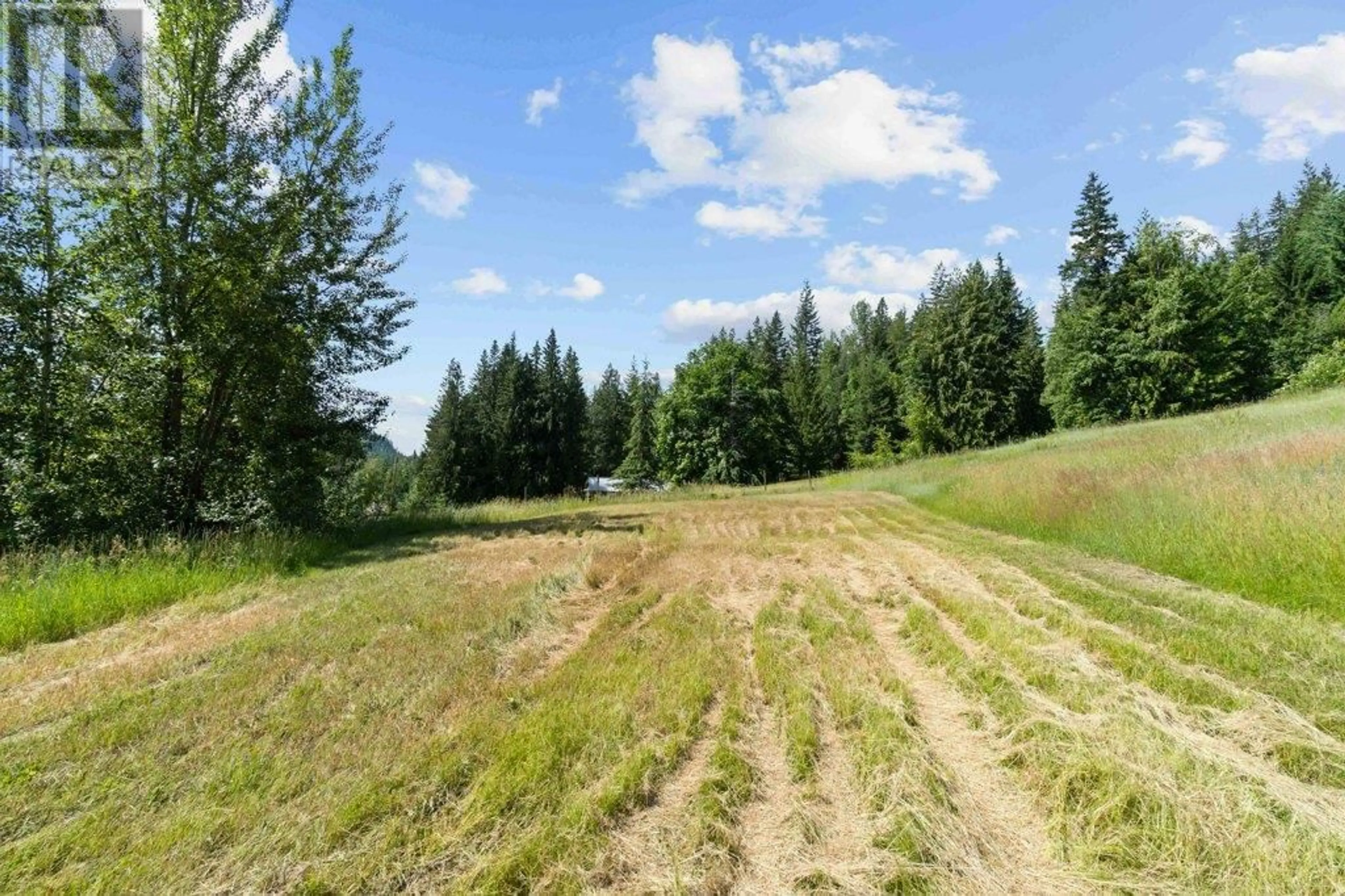 A pic from outside/outdoor area/front of a property/back of a property/a pic from drone, forest/trees view for 627 GRANDVIEW BENCH ROAD SOUTHEAST, Salmon Arm British Columbia V1E2X9