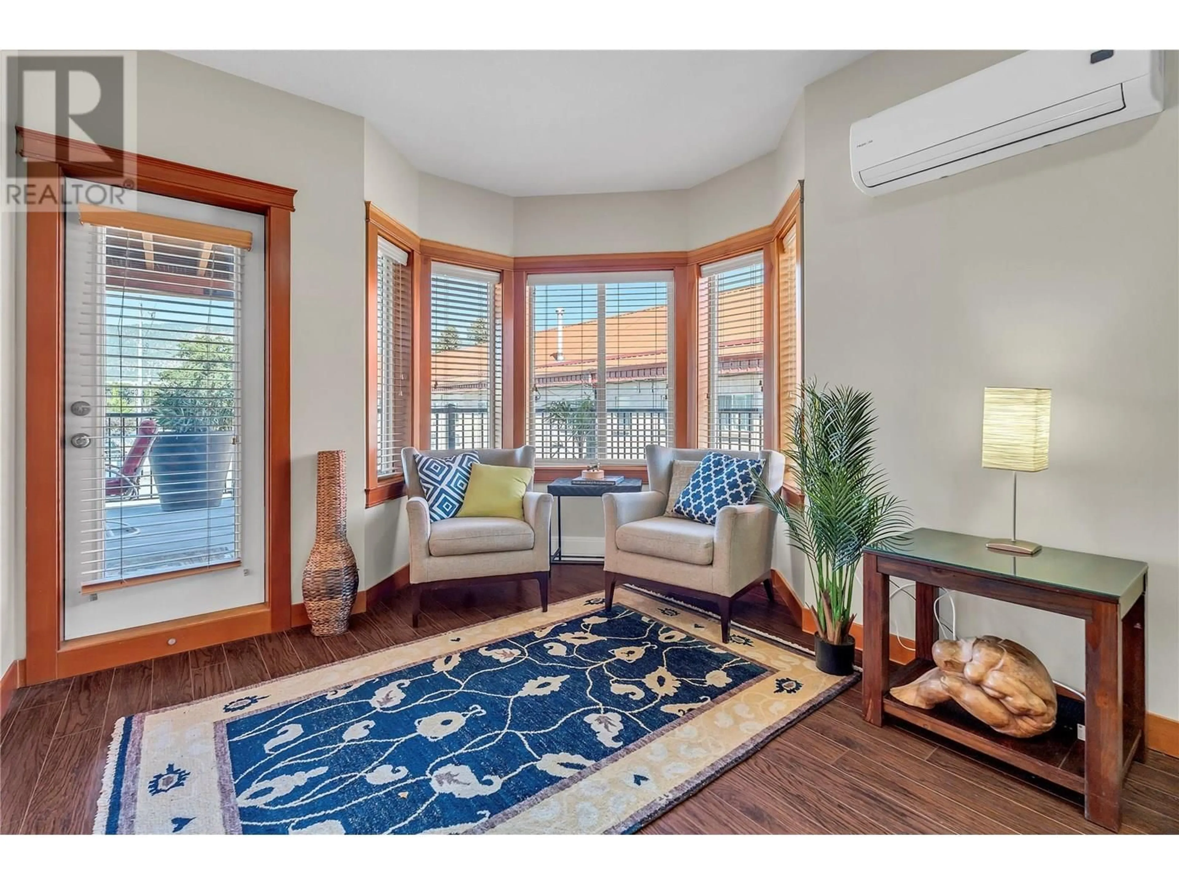 Living room with furniture, unknown for 203 - 93 WINNIPEG STREET, Penticton British Columbia V2A5L9