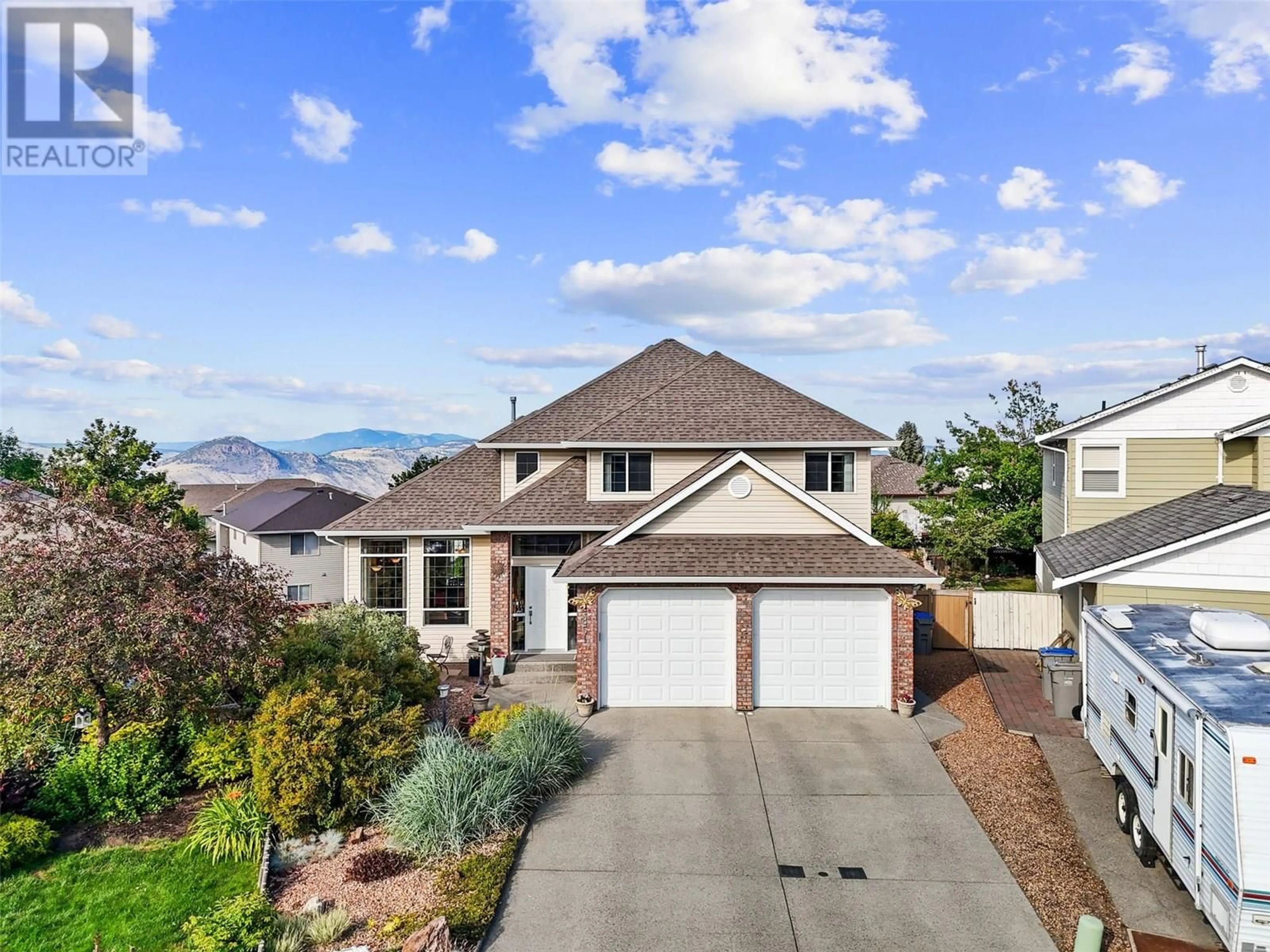 A pic from outside/outdoor area/front of a property/back of a property/a pic from drone, mountain view for 851 BRAMBLE PLACE, Kamloops British Columbia V1S1Y6