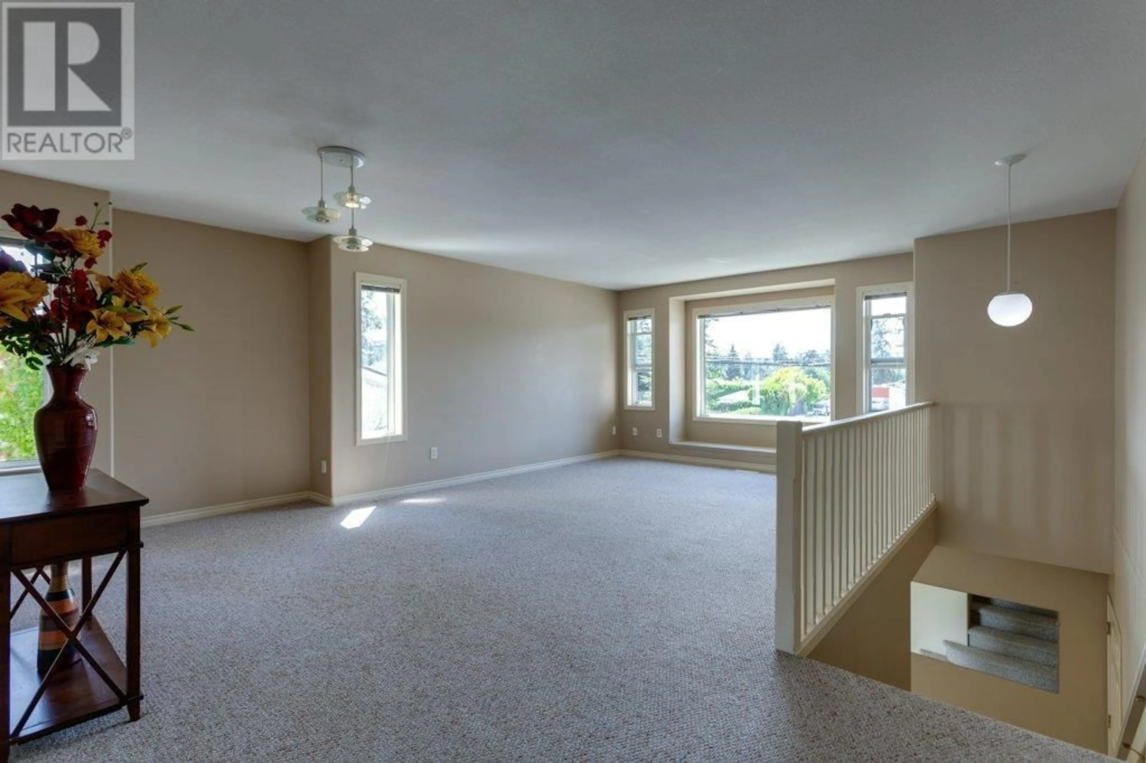 A pic of a room for 4541 GORDON DRIVE, Kelowna British Columbia V1W1T3