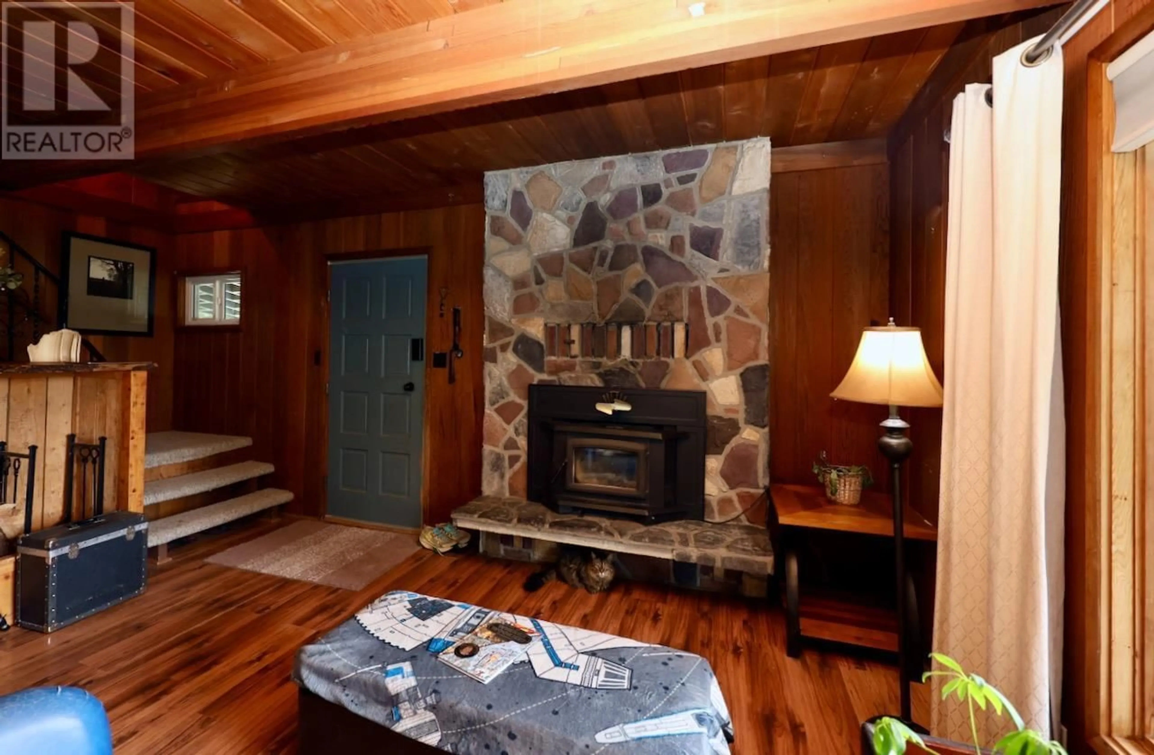 Unknown for 1871 BLAEBERRY ROAD, Golden British Columbia V0A1H0