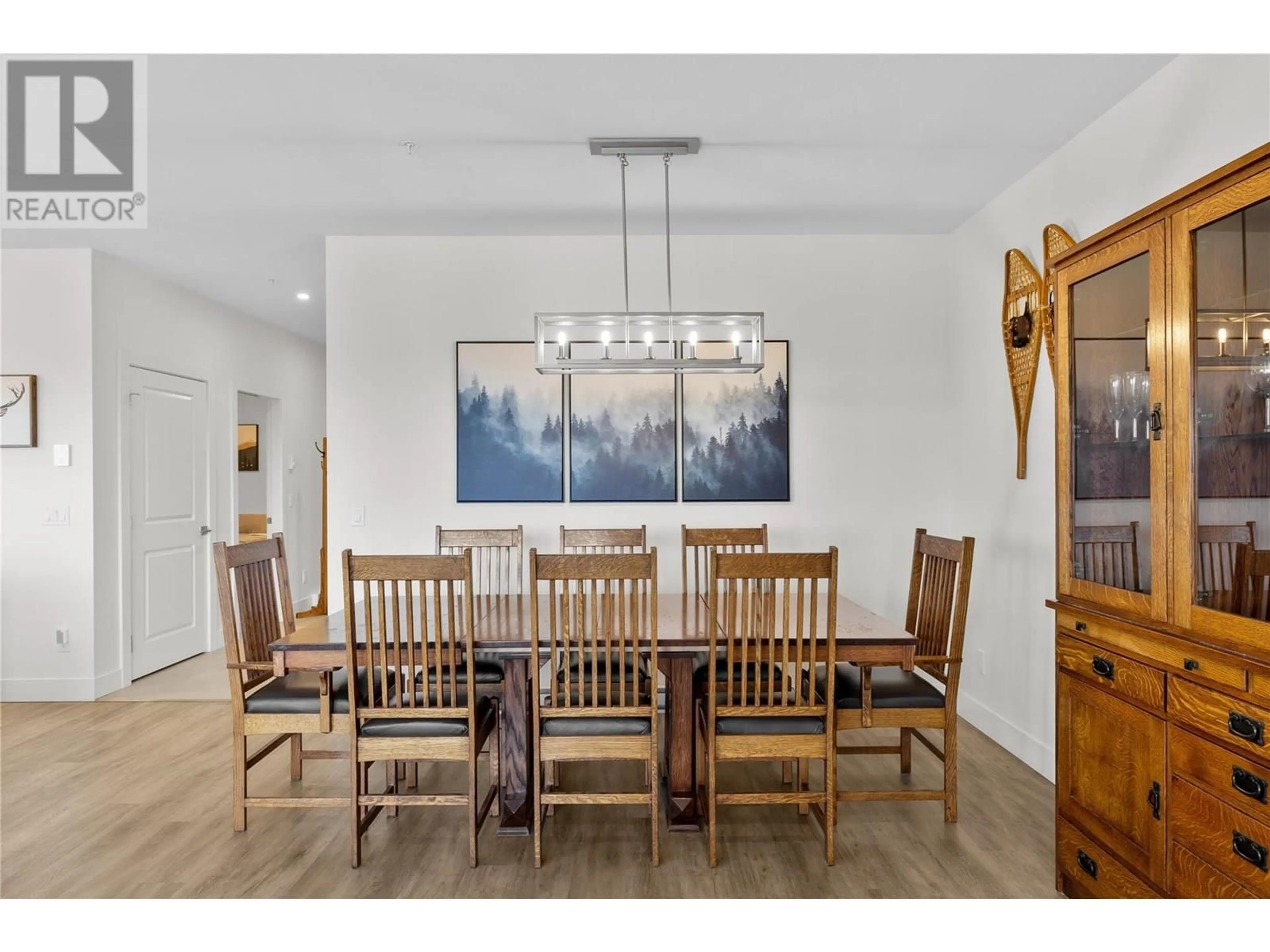 Dining room, wood/laminate floor for 2D - 5075 SNOWBIRD WAY, Big White British Columbia V1P1P4