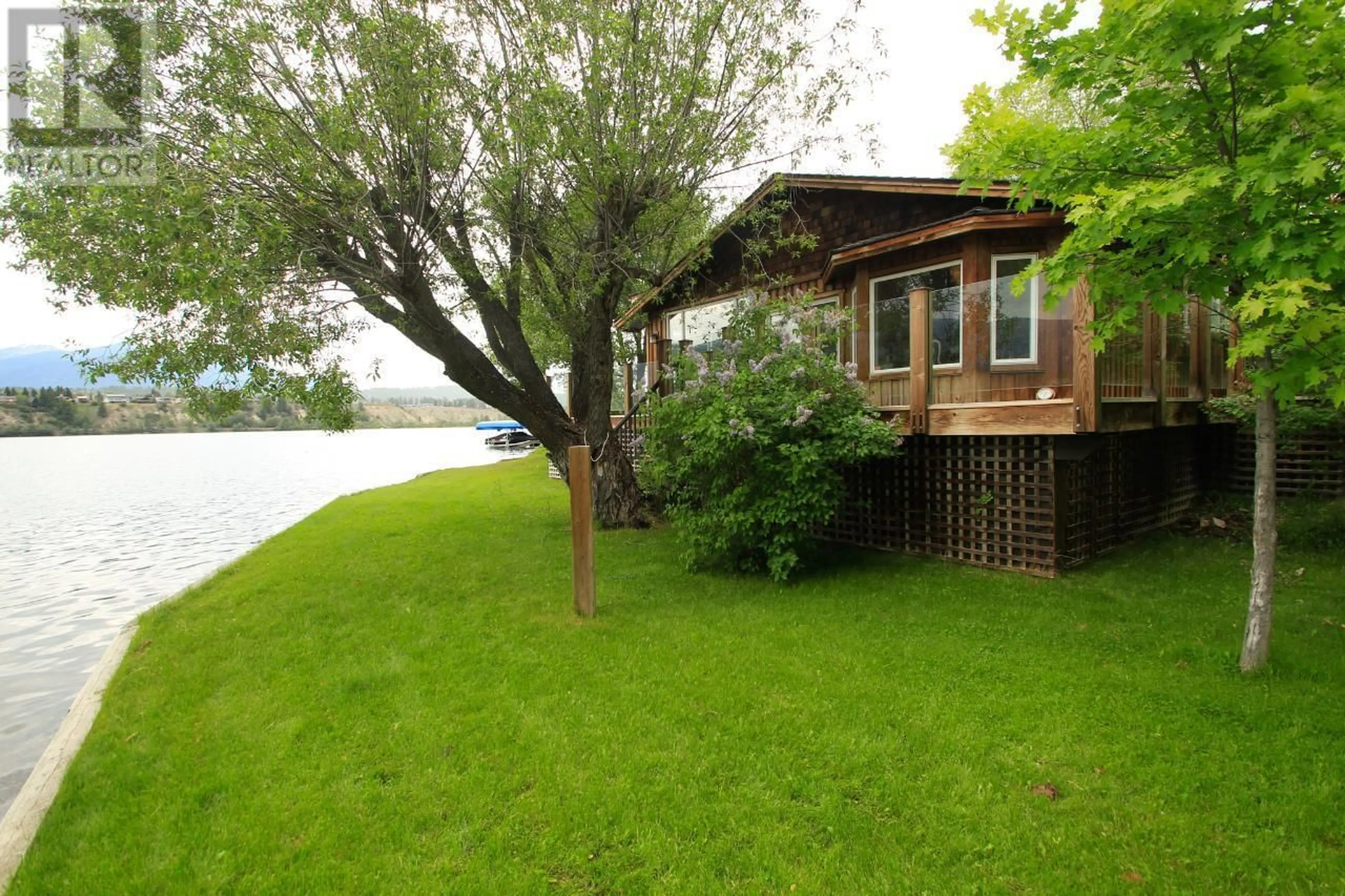 Unknown for 613 LAKEVIEW ROAD, Invermere British Columbia V0A1K3