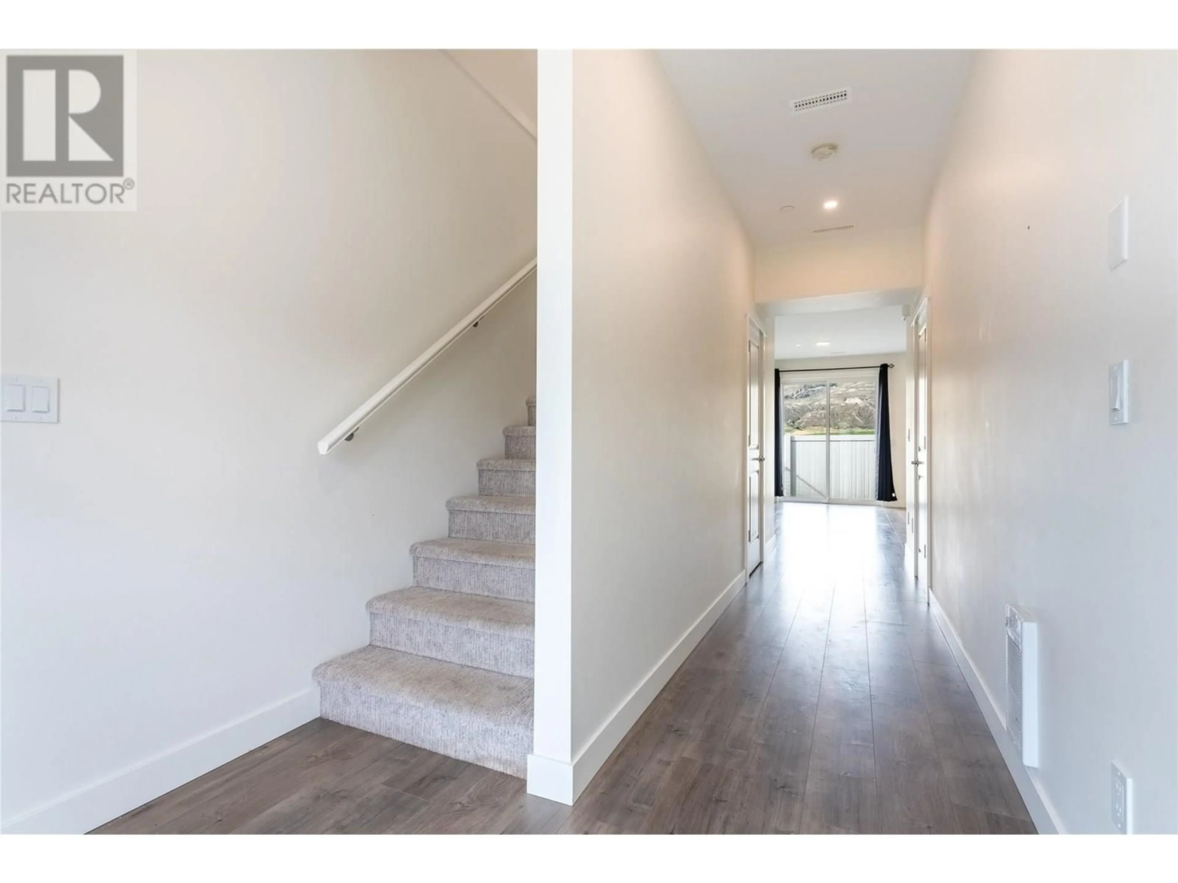 Indoor entryway for 107 - 8960 DALLAS DRIVE, Kamloops British Columbia V2C0K8