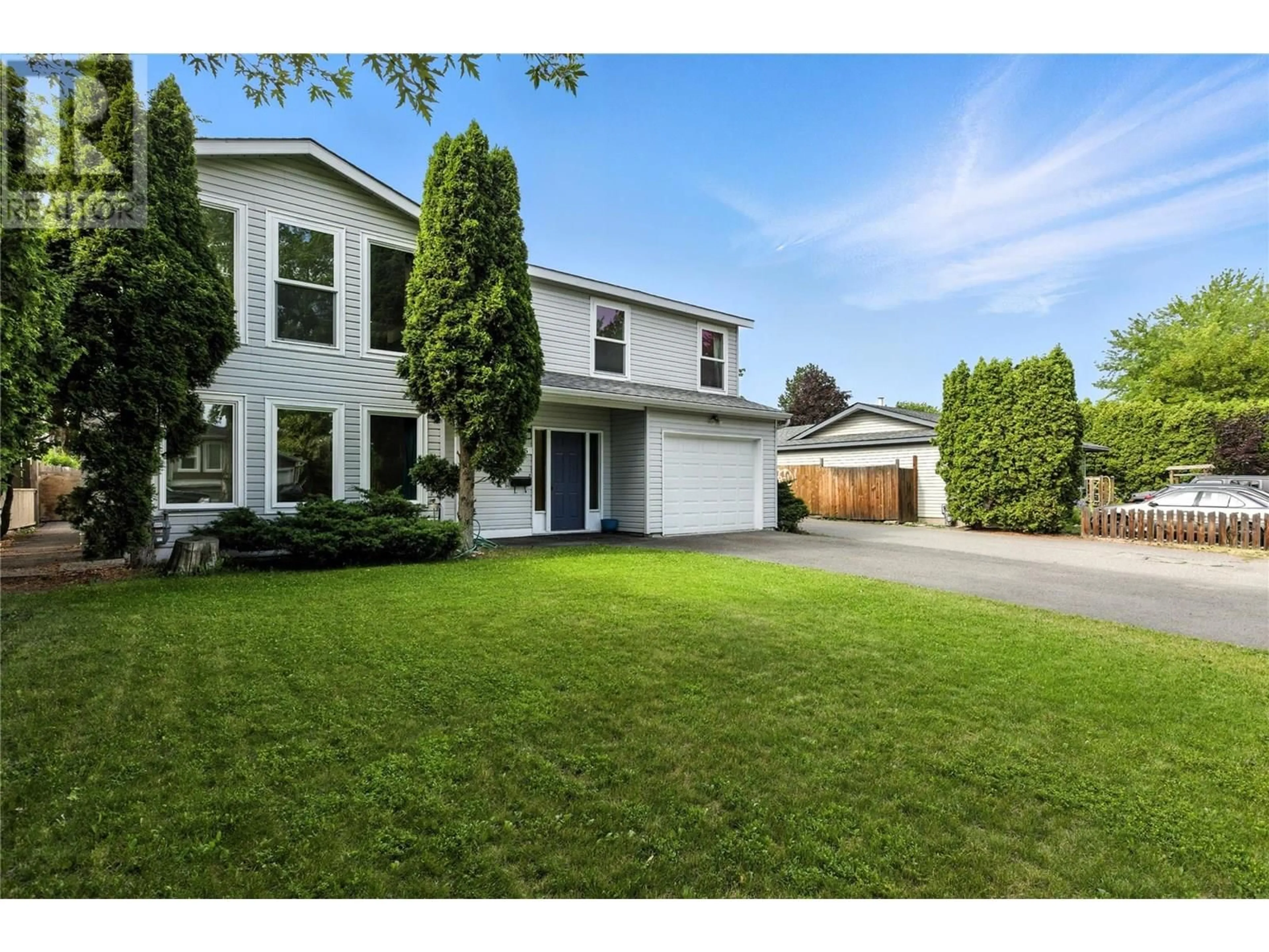 A pic from outside/outdoor area/front of a property/back of a property/a pic from drone, street for 495 GARIBALDI DRIVE, Kamloops British Columbia V2E2B1