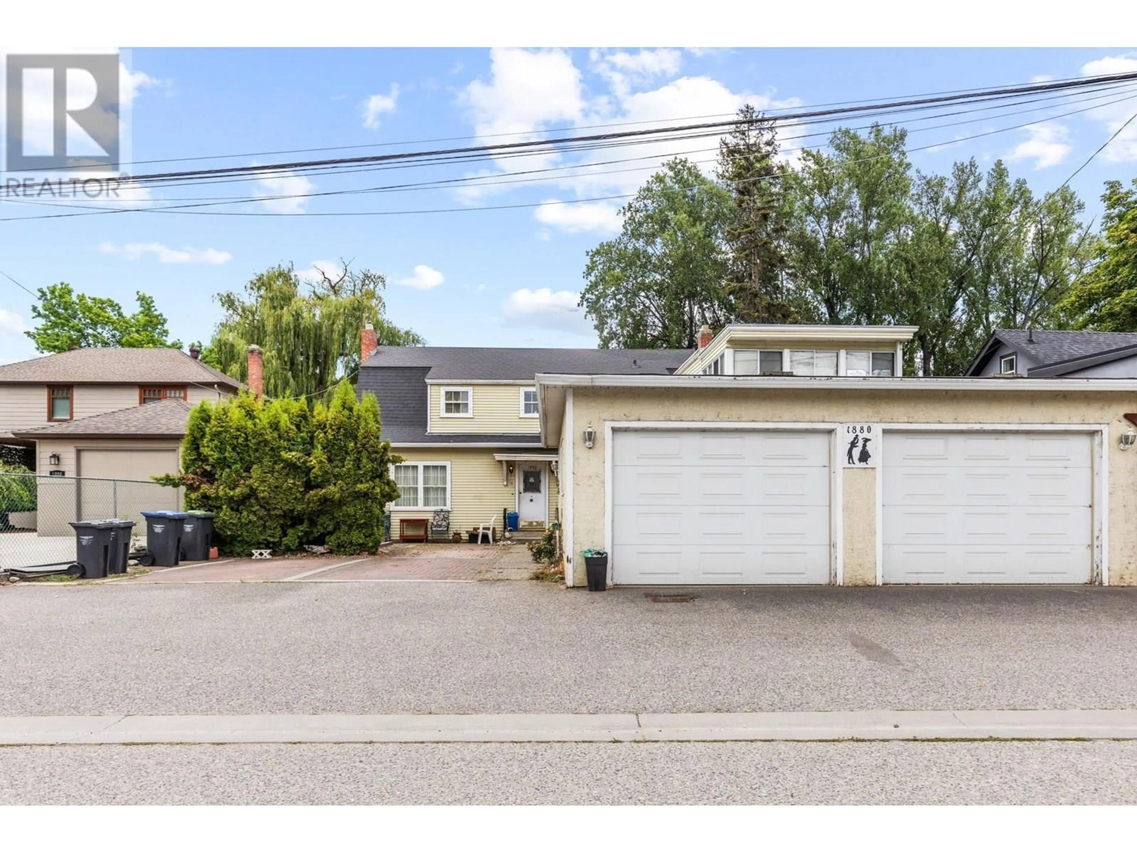 Unknown for 1880 RIVERSIDE AVENUE, Kelowna British Columbia V1Y1A7
