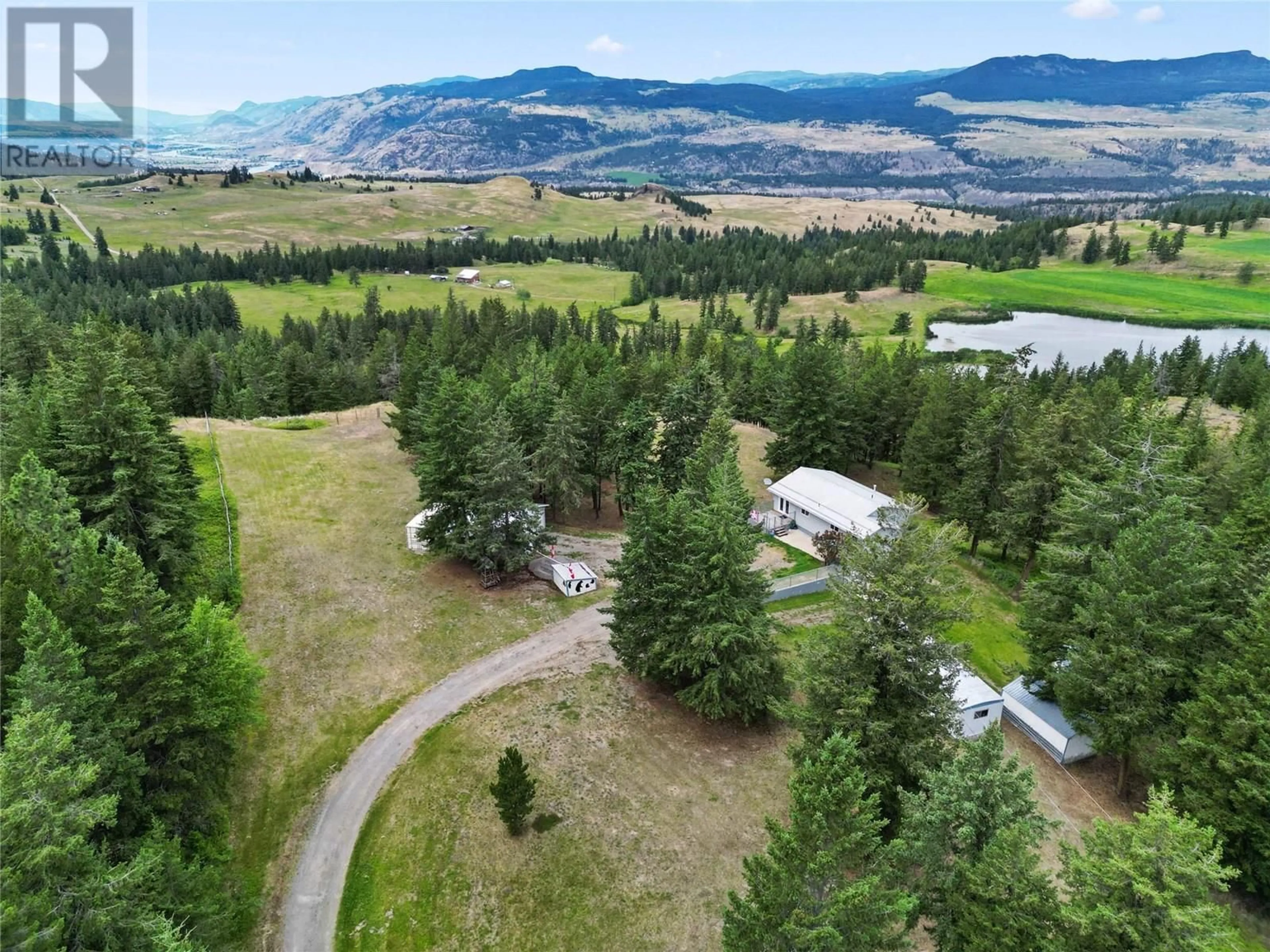A pic from outside/outdoor area/front of a property/back of a property/a pic from drone, mountain view for 2801 DUCK RANGE ROAD, Pritchard British Columbia V0E2P0